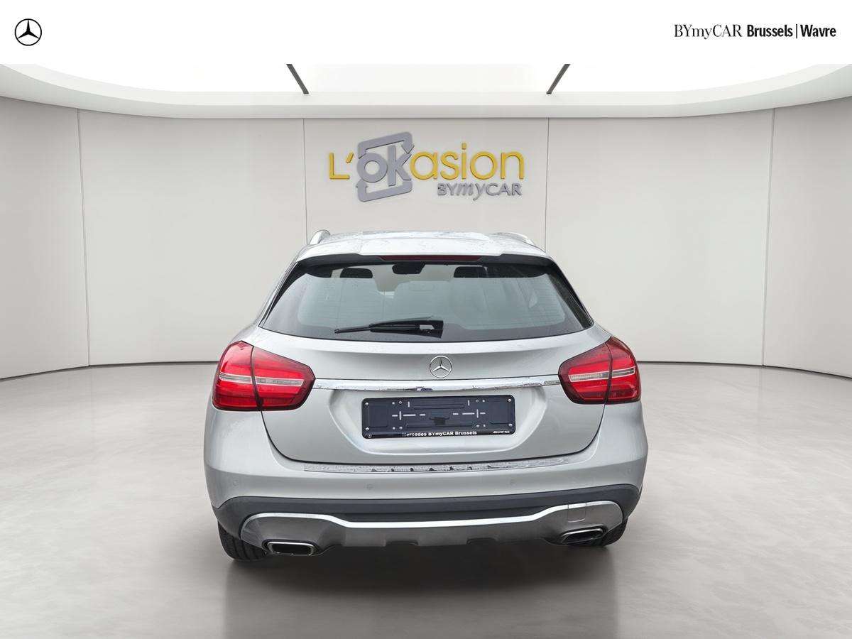Mercedes-Benz GLA 180 GLA Business Solution Auto