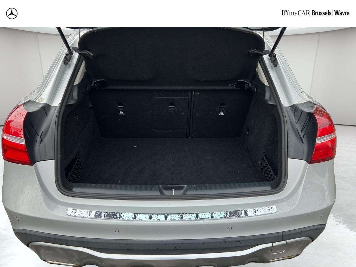 Mercedes-Benz GLA 180 GLA Business Solution Auto