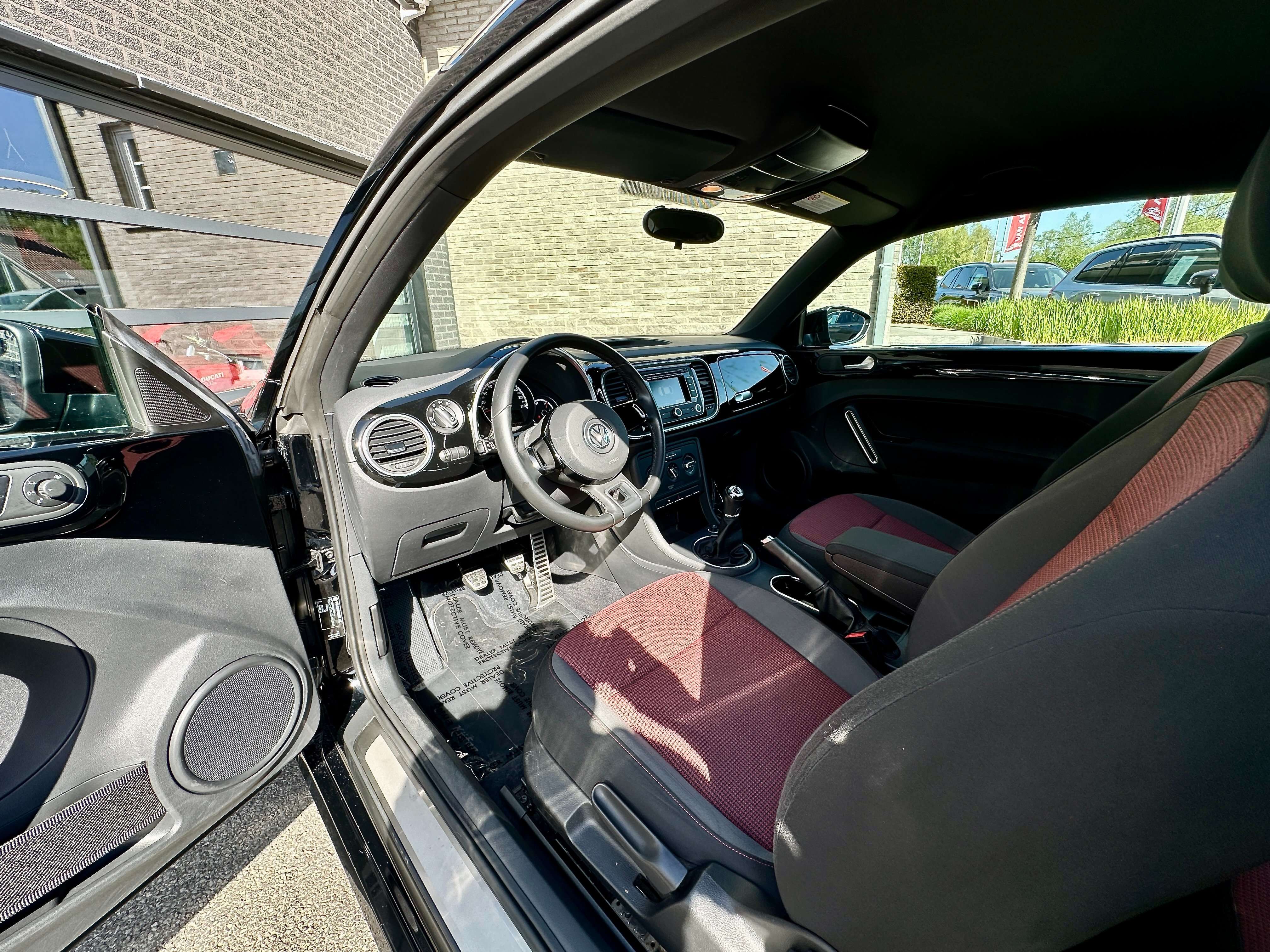 Volkswagen Beetle Beetle 1.2 TSI Design Kafer * GPS * PDC * Xenon * LED *