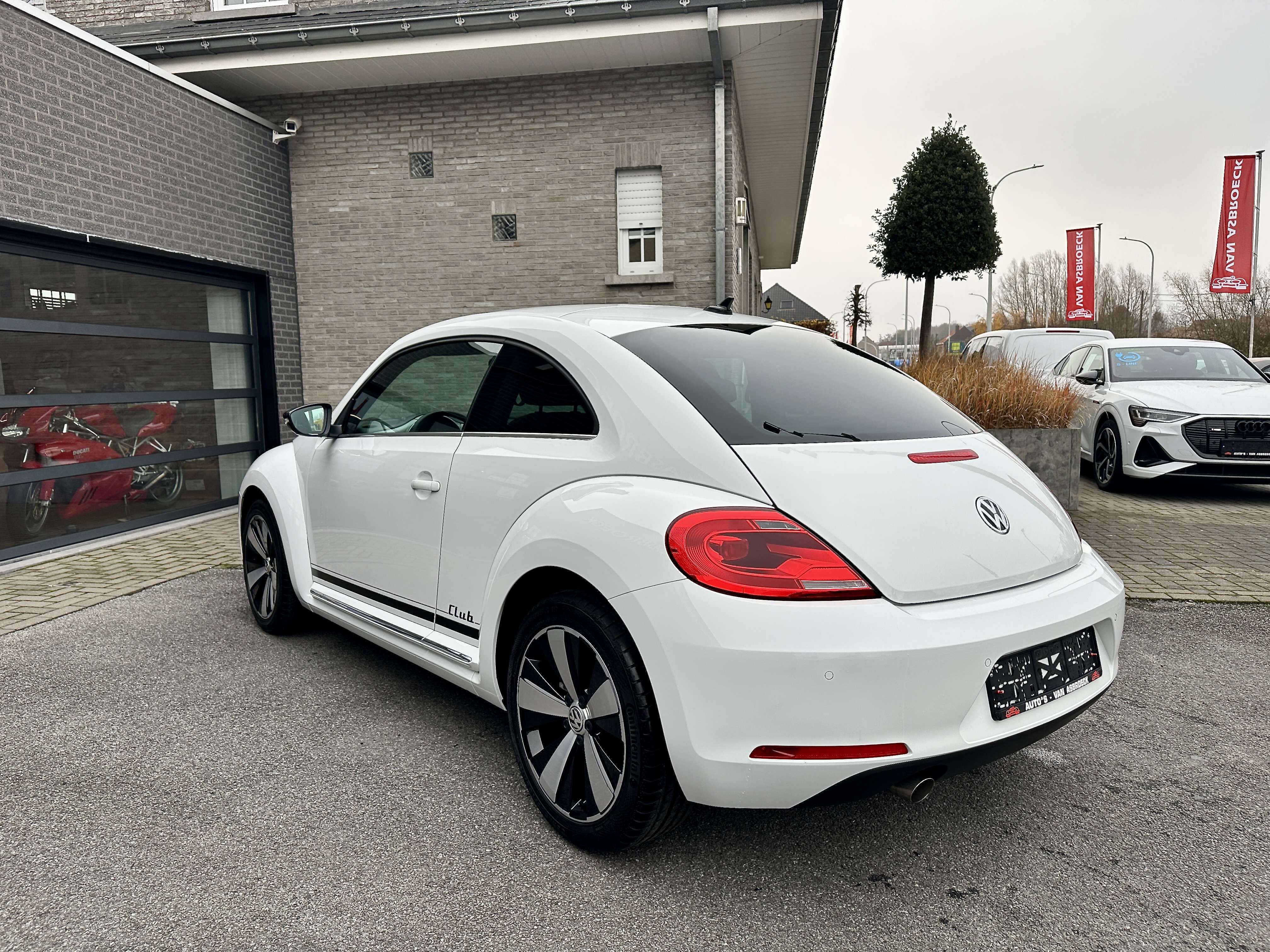 Volkswagen Beetle Beetle 1.2 TSI Club Design ! 38.000 Km ! 22.000 Km