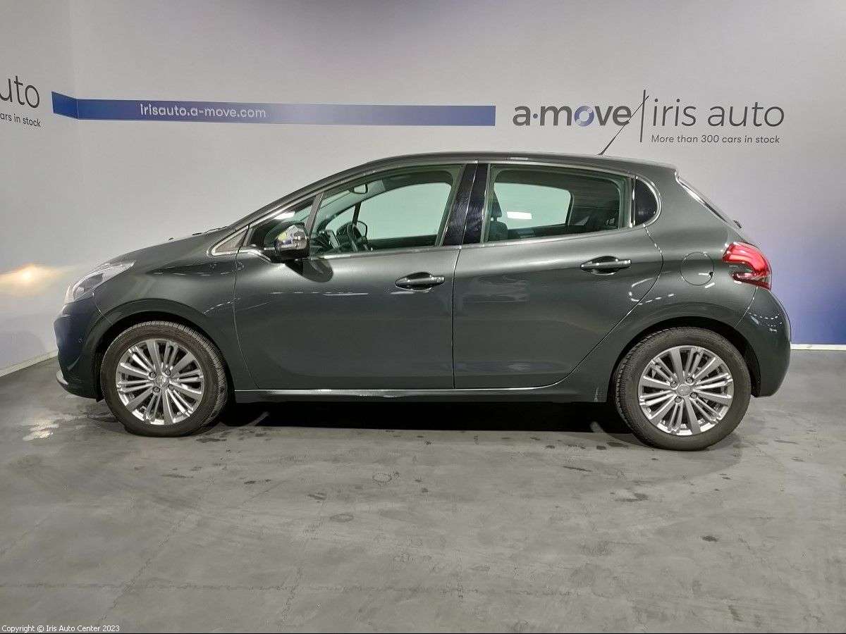 Peugeot 208 1.2 | VÉHICULE PMR 5 777€ NETTO