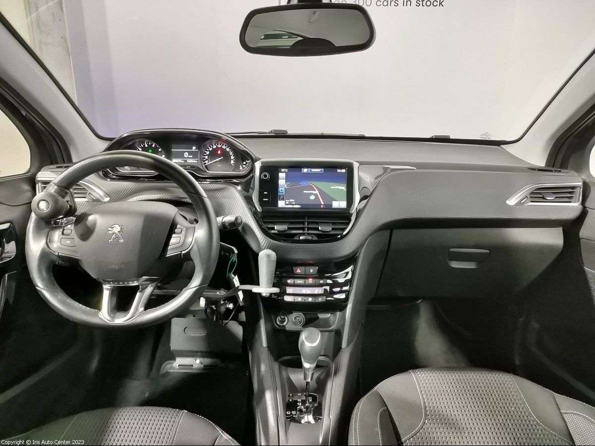 Peugeot 208 1.2 | VÉHICULE PMR 5 777€ NETTO
