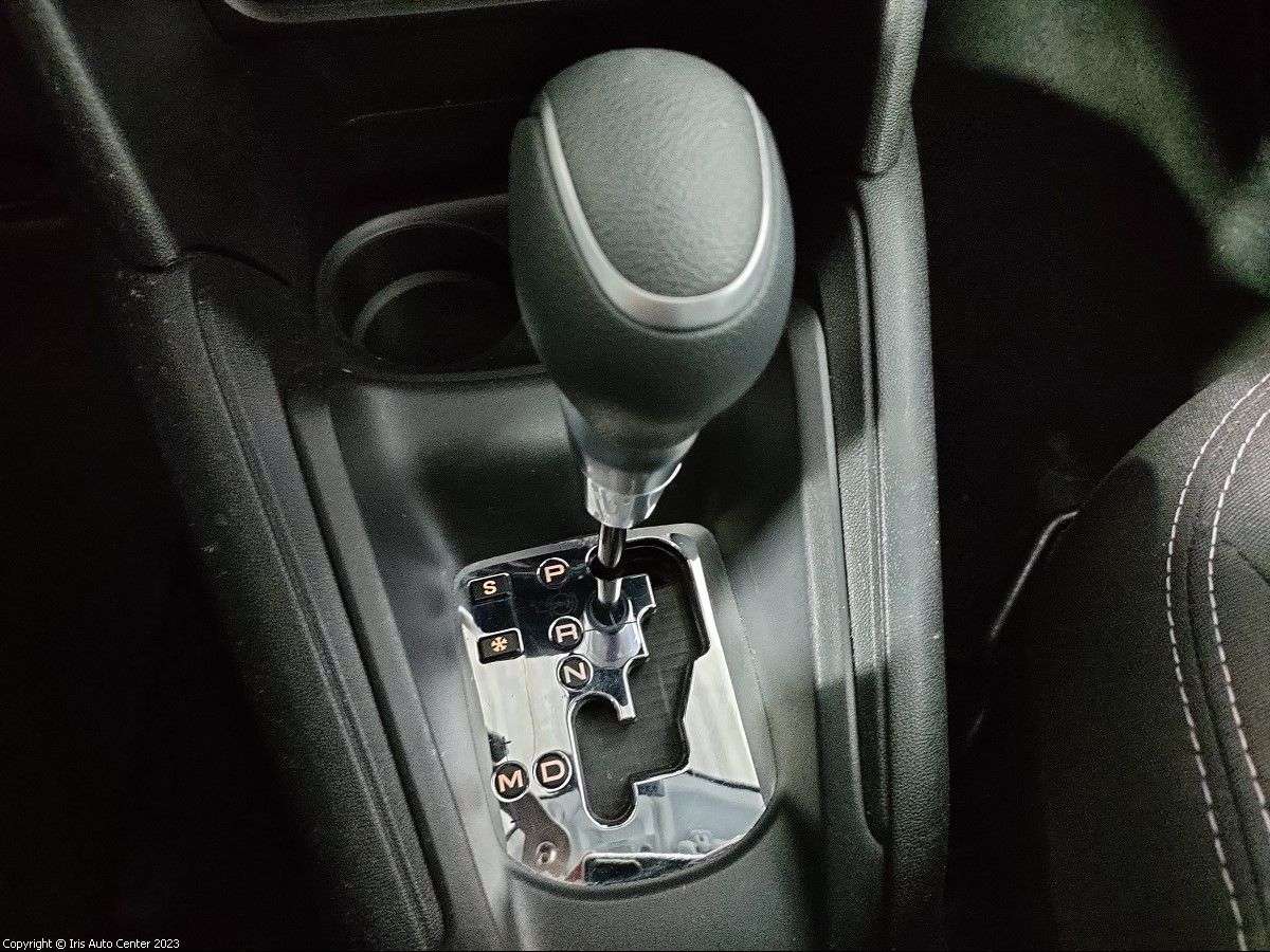 Peugeot 208 1.2 | VÉHICULE PMR 5 777€ NETTO