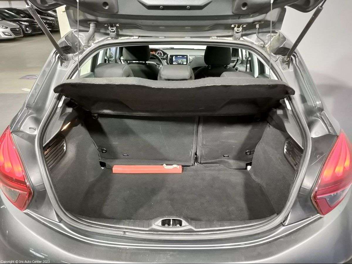 Peugeot 208 1.2 | VÉHICULE PMR 5 777€ NETTO