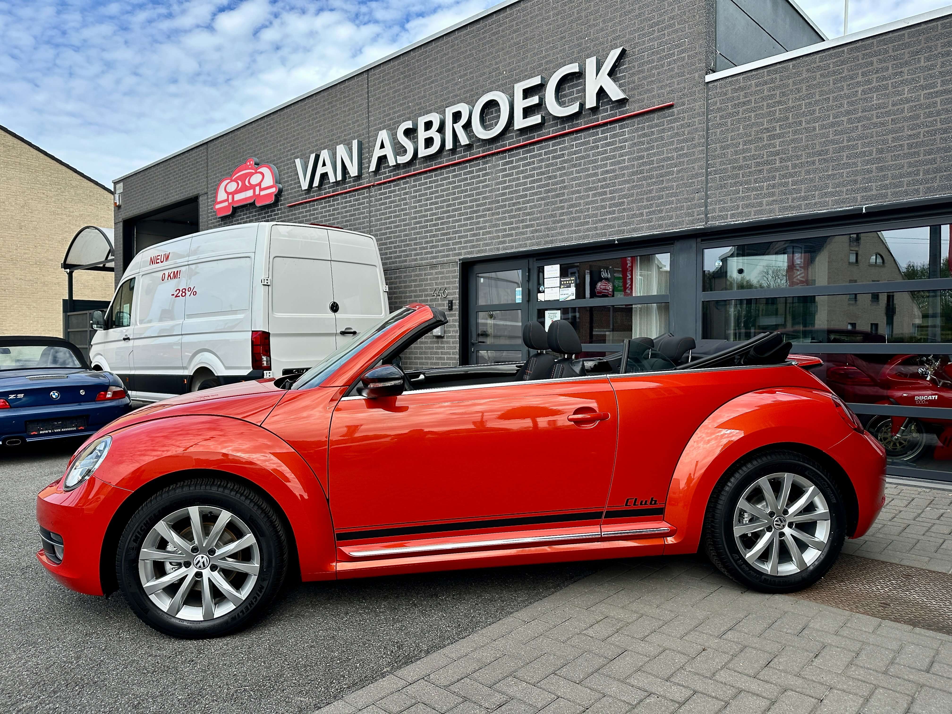 Volkswagen Beetle Beetle Cabriolet 1.2 TSI Design BMT! Fender Sound-Camera-GPS-PDC-Allu-App ! 53.000 km !
