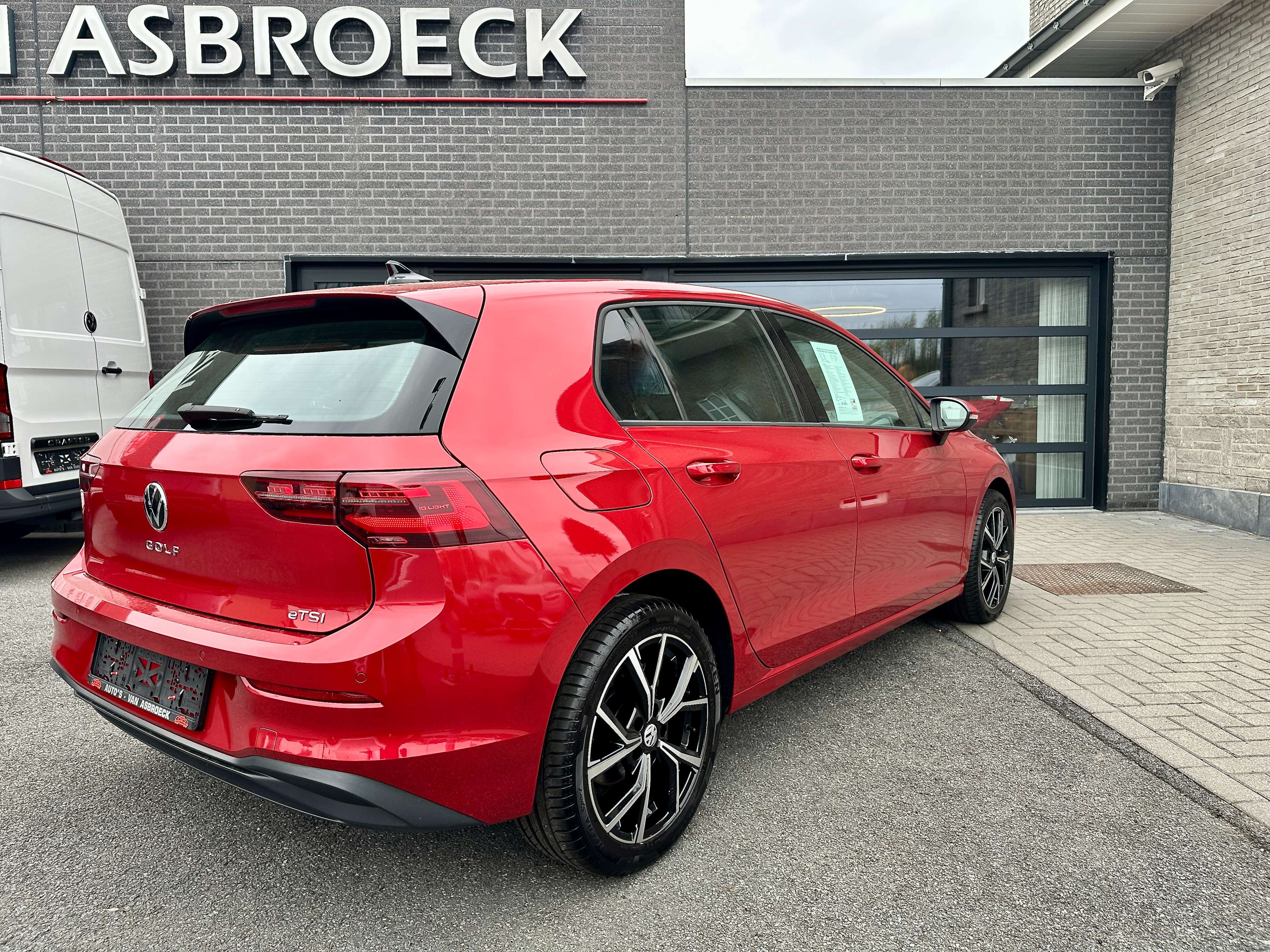 Volkswagen Golf 1.0 eTSI Life DSG MatrixLed*PanoDak*App*GPS*HeadUp*17" alu