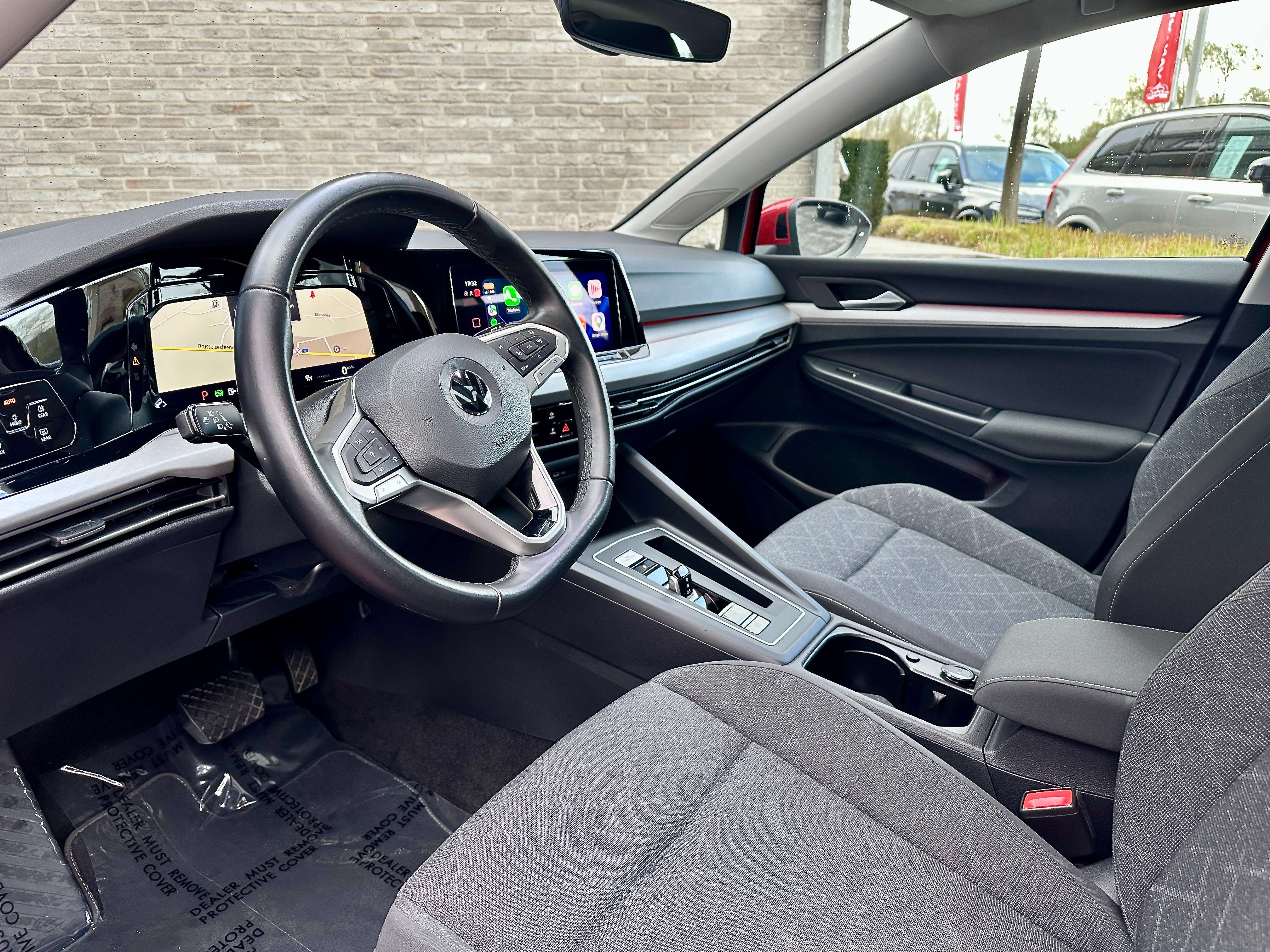 Volkswagen Golf 1.0 eTSI Life DSG MatrixLed*PanoDak*App*GPS*HeadUp*17" alu