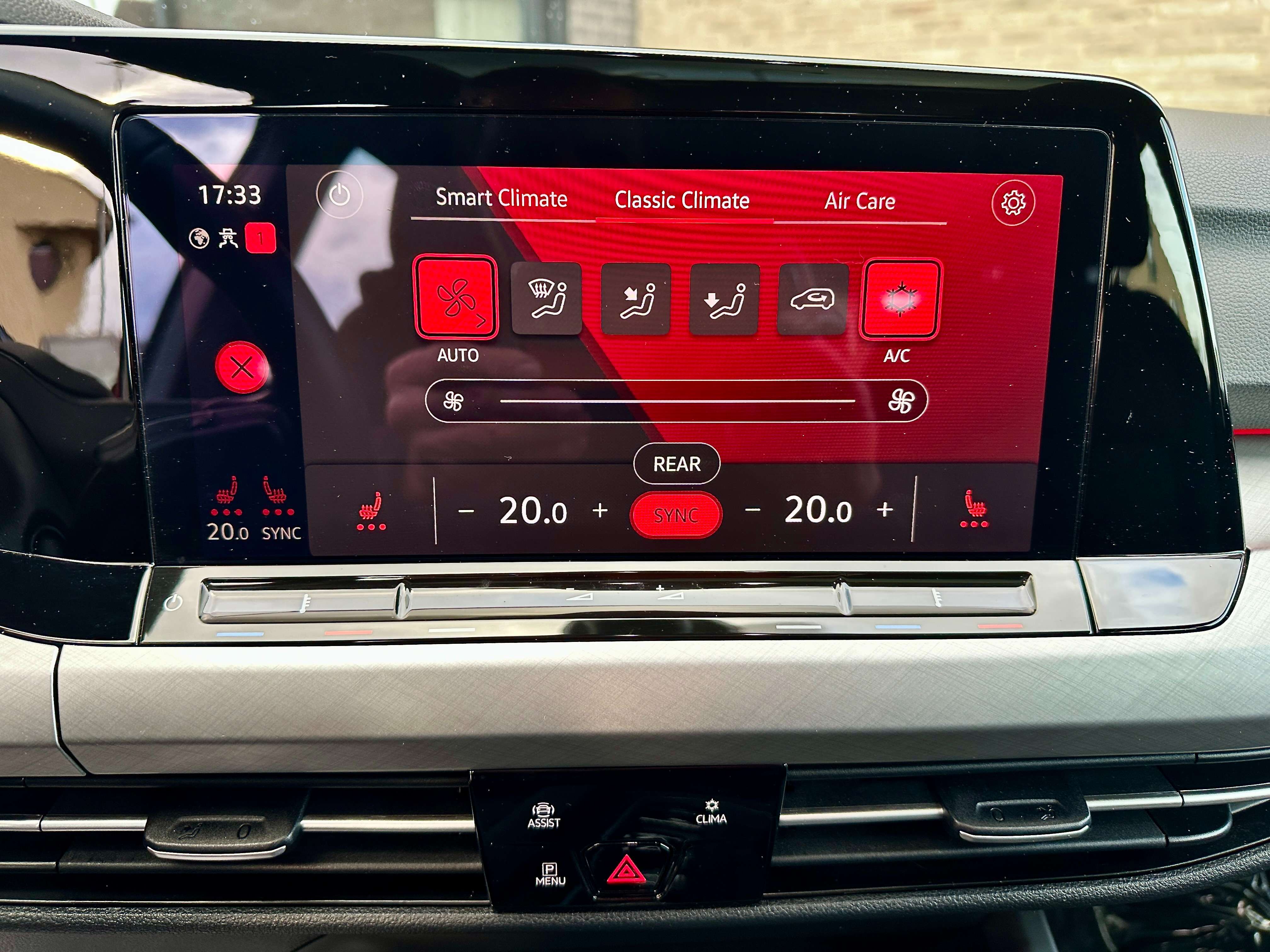Volkswagen Golf 1.0 eTSI Life DSG MatrixLed*PanoDak*App*GPS*HeadUp*17" alu