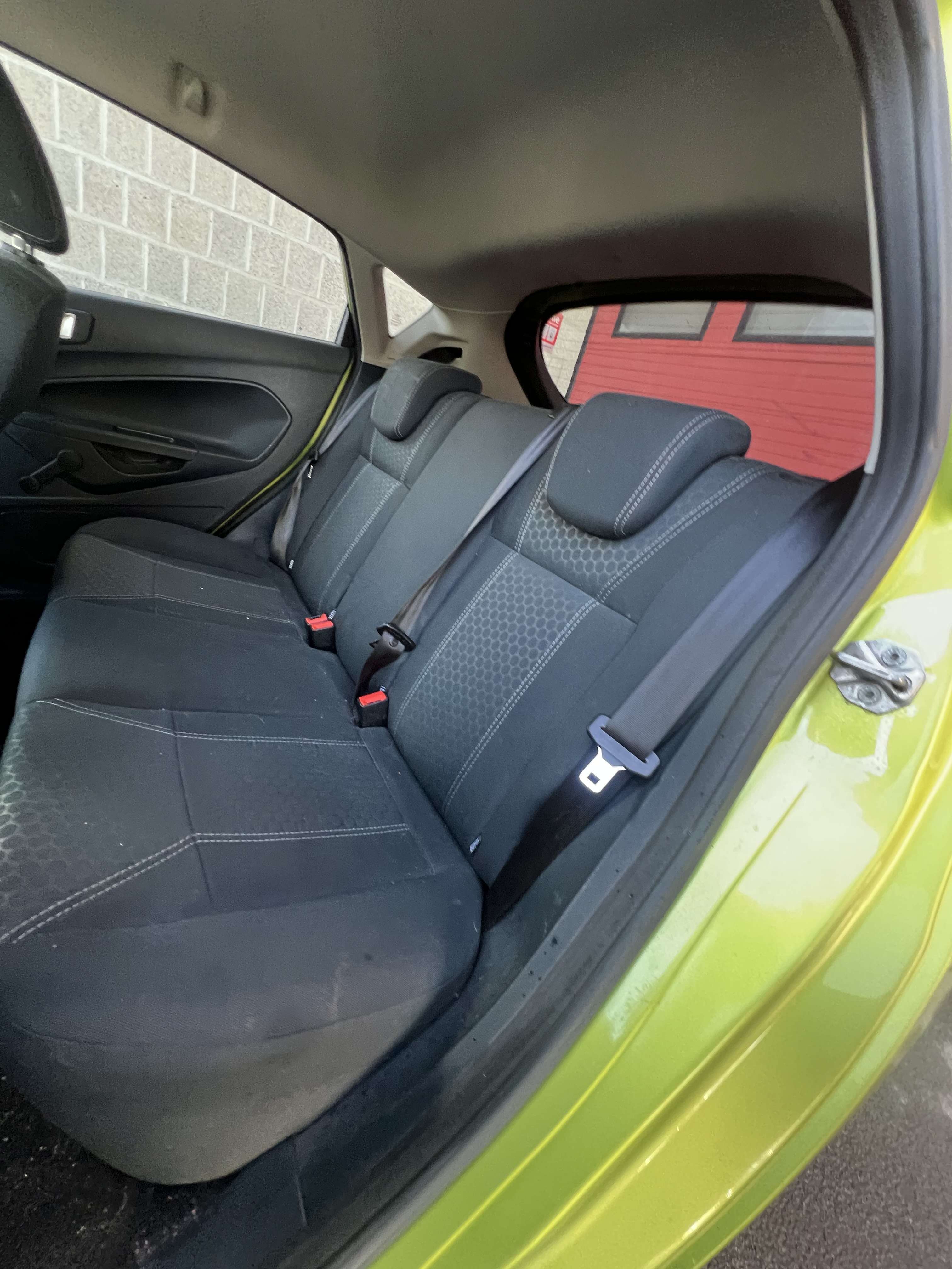 Ford Fiesta 1.6 TDCi Champions Edition DPF + CLIM