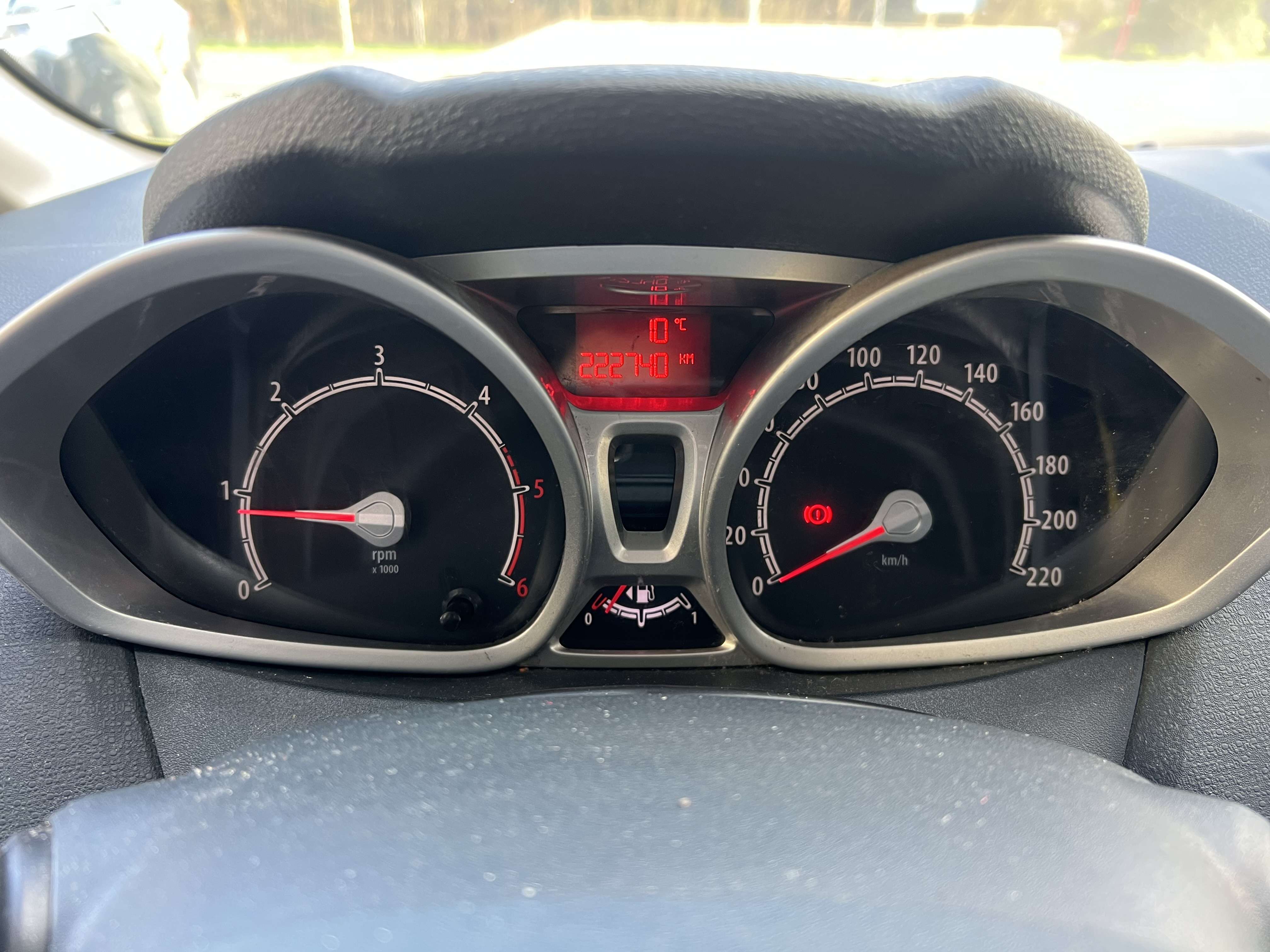 Ford Fiesta 1.6 TDCi Champions Edition DPF + CLIM
