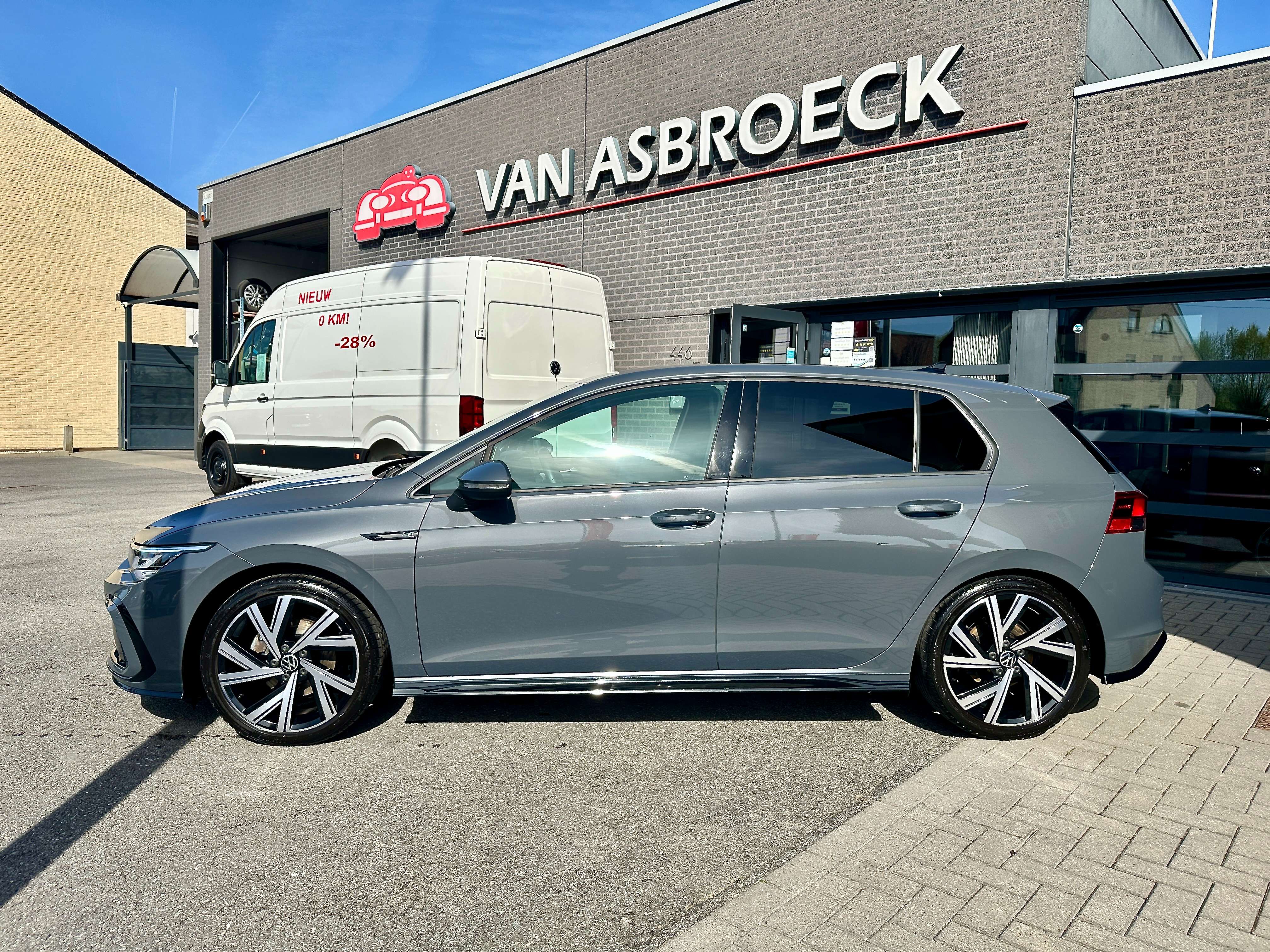 Volkswagen Golf 8 R-Line 1.5 TSi * Camera * GPS Virtual Cocpit *LED * Allu 18" *App *