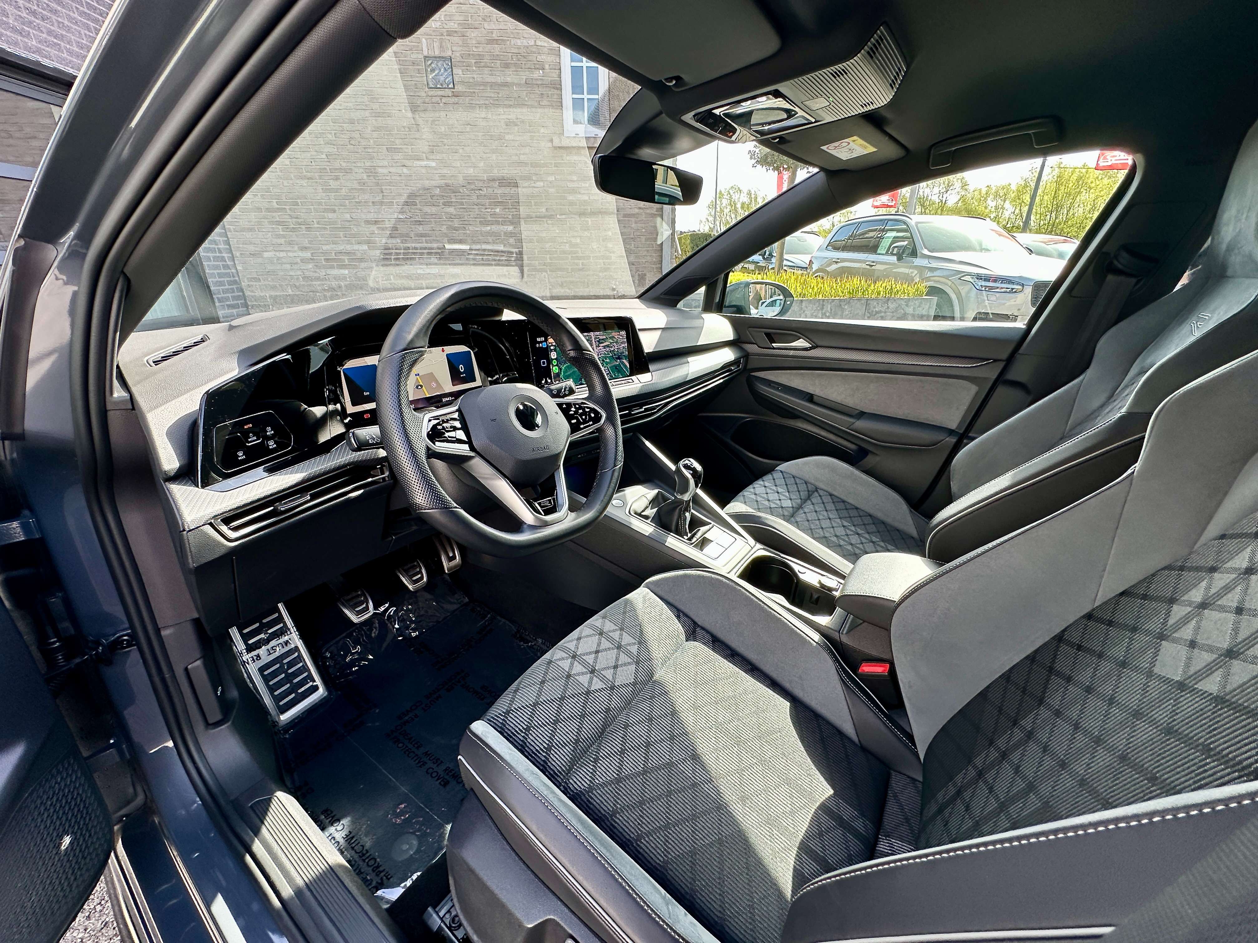 Volkswagen Golf 8 R-Line 1.5 TSi * Camera * GPS Virtual Cocpit *LED * Allu 18" *App *