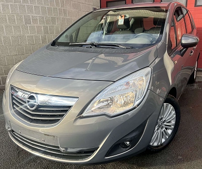 Opel Meriva 1.7 CDTi Cosmo DPF + CLIM