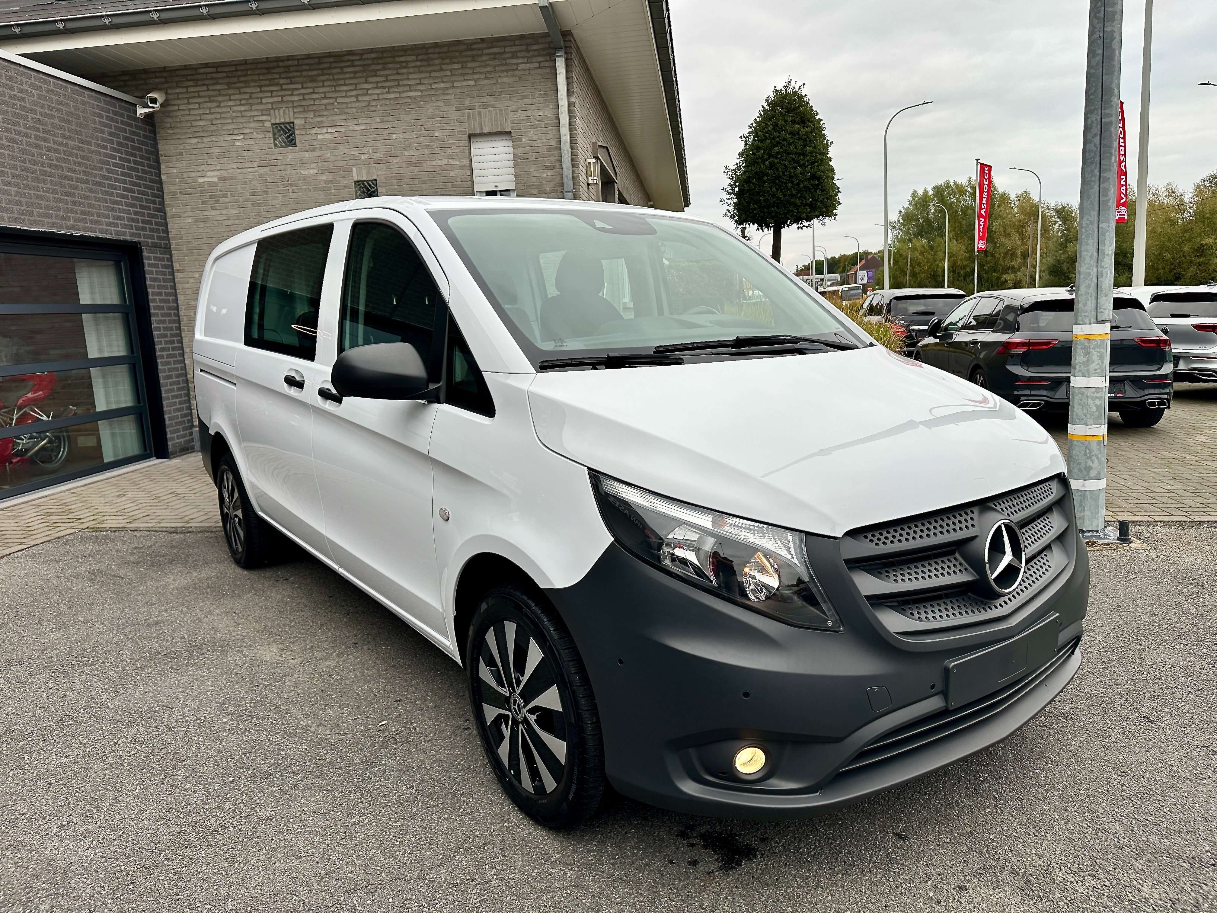 Mercedes-Benz Vito Vito 114 CDI DubCab L2 Aut*Cam*GPSCarpl*LT Vracht