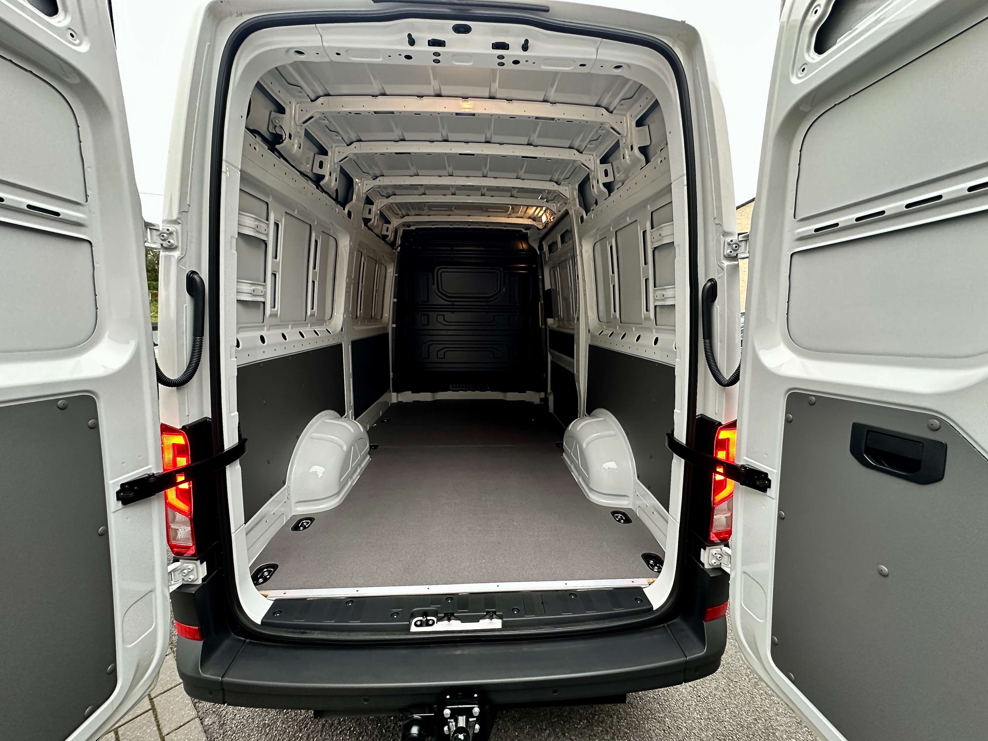 Volkswagen Crafter 35 TDI L3H3 Autom ! NIEUW 0 km ! MEGA KORTING -28%