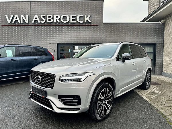 Volvo XC90 T8 AWD Plug-in Hybrid Plus Dark FULL OPTION !