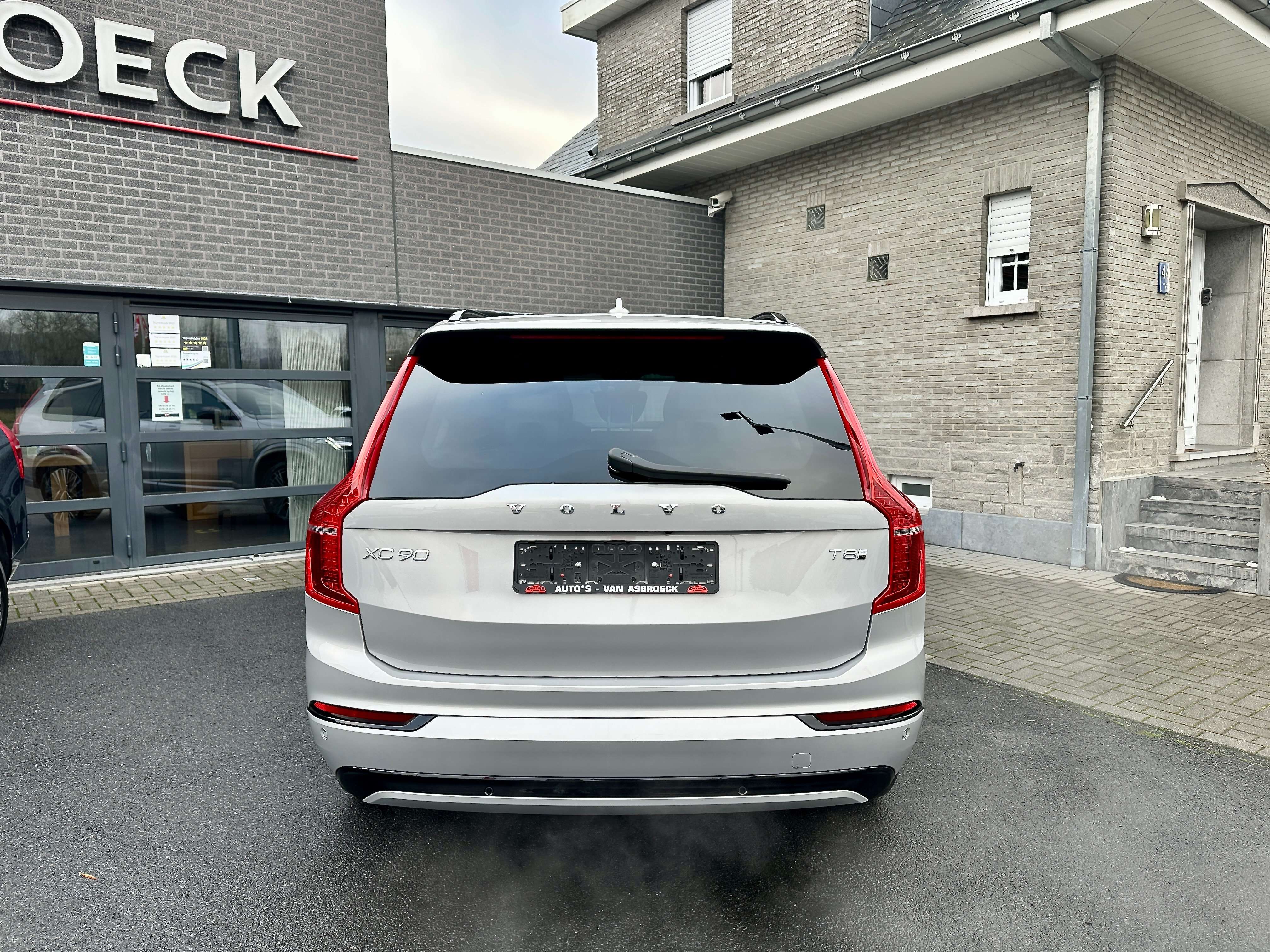 Volvo XC90 T8 AWD Plug-in Hybrid Plus Dark FULL OPTION !
