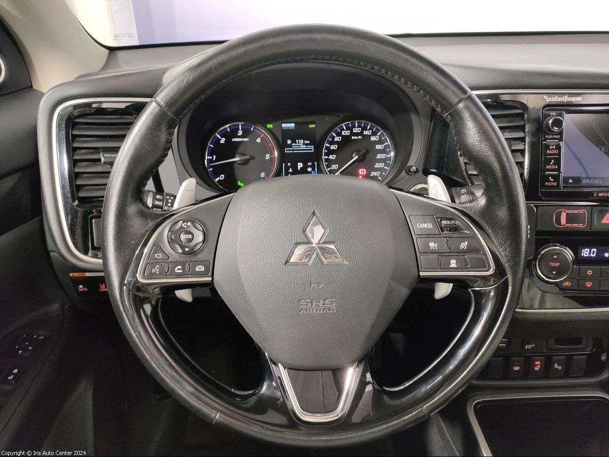 Mitsubishi Outlander 2.3D AWD EURO 6 | 7 PLACES |EXPORT - MARCHAND