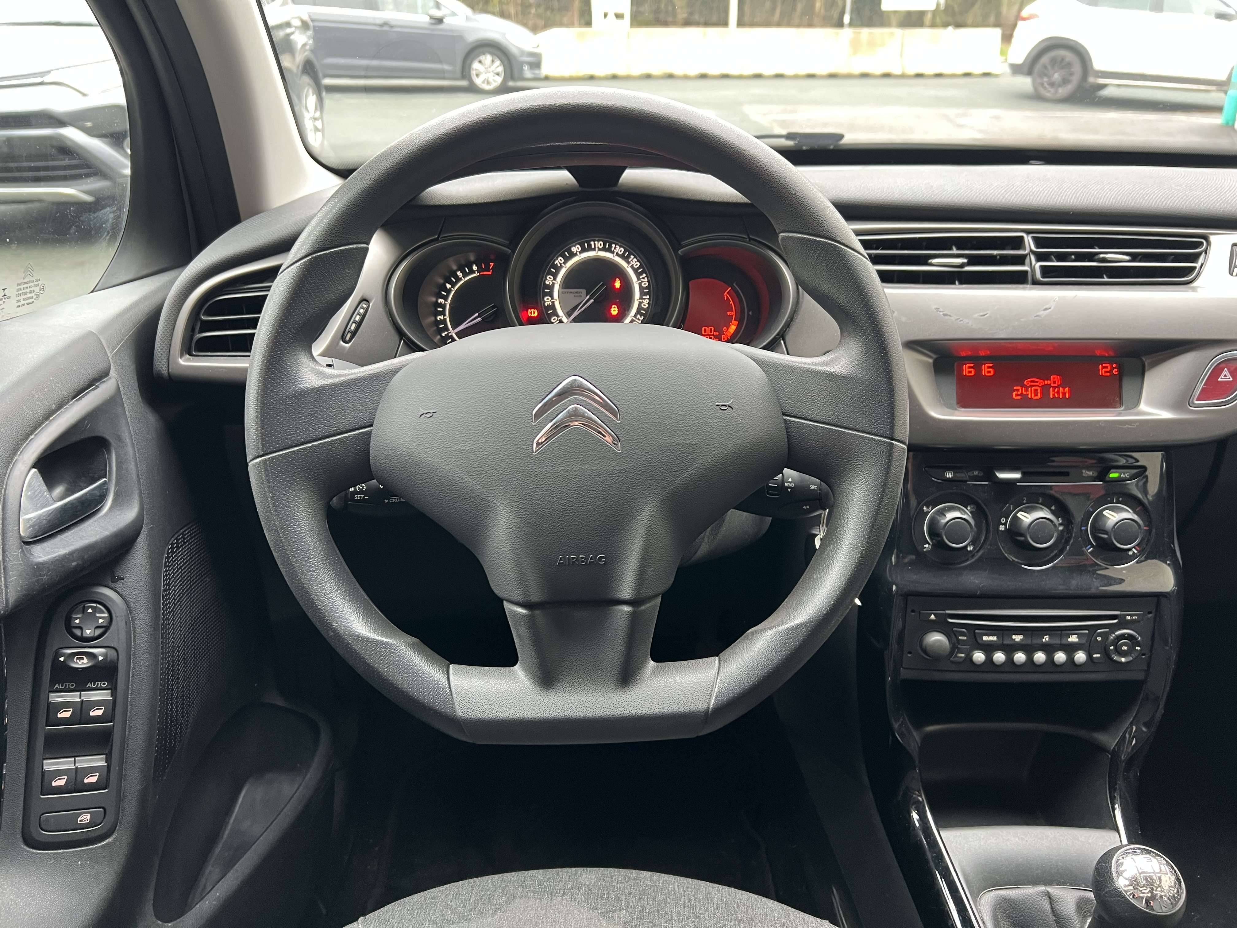Citroen C3 1.2 PureTech Exclusive + CLIM