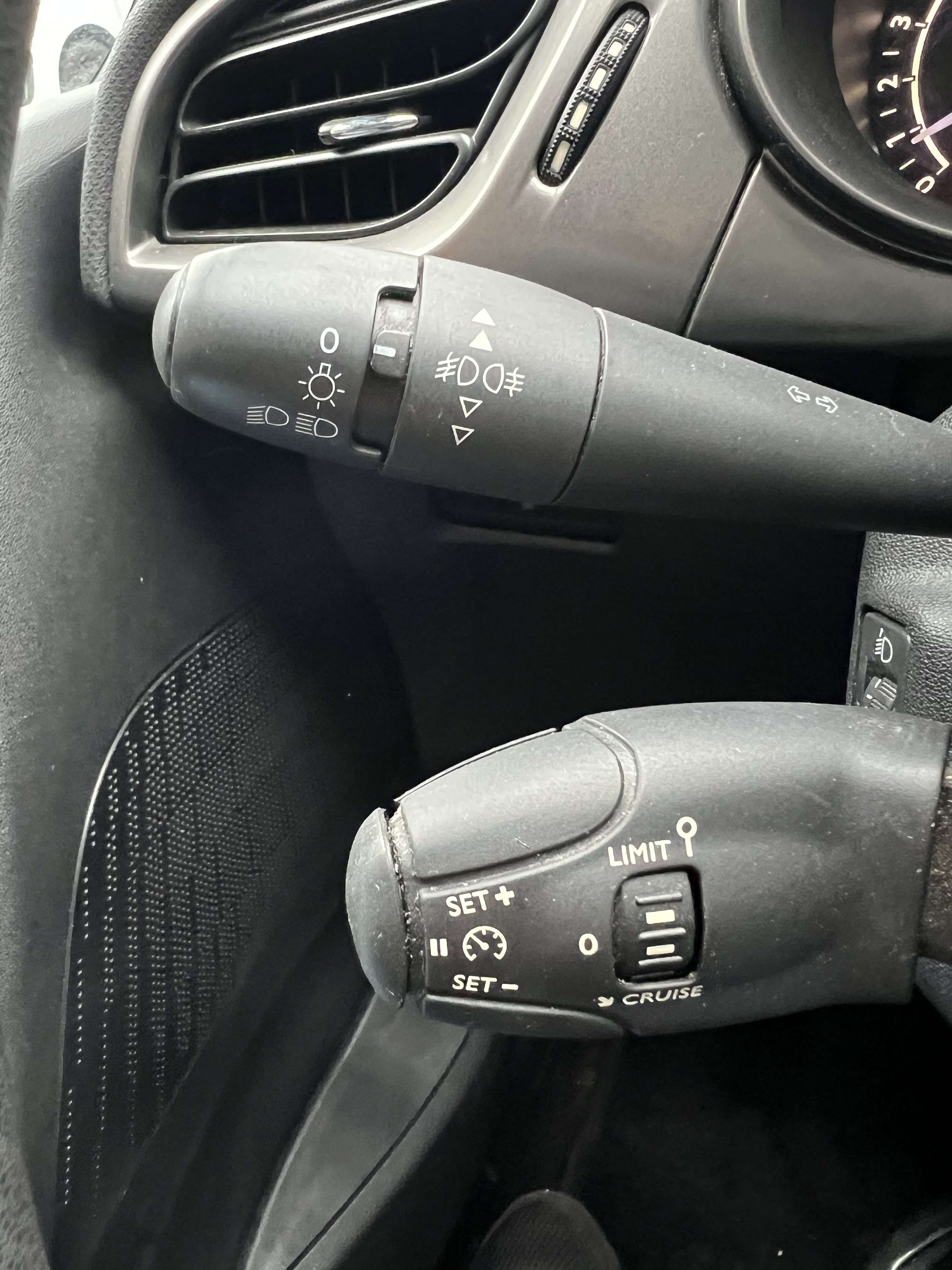 Citroen C3 1.2 PureTech Exclusive + CLIM