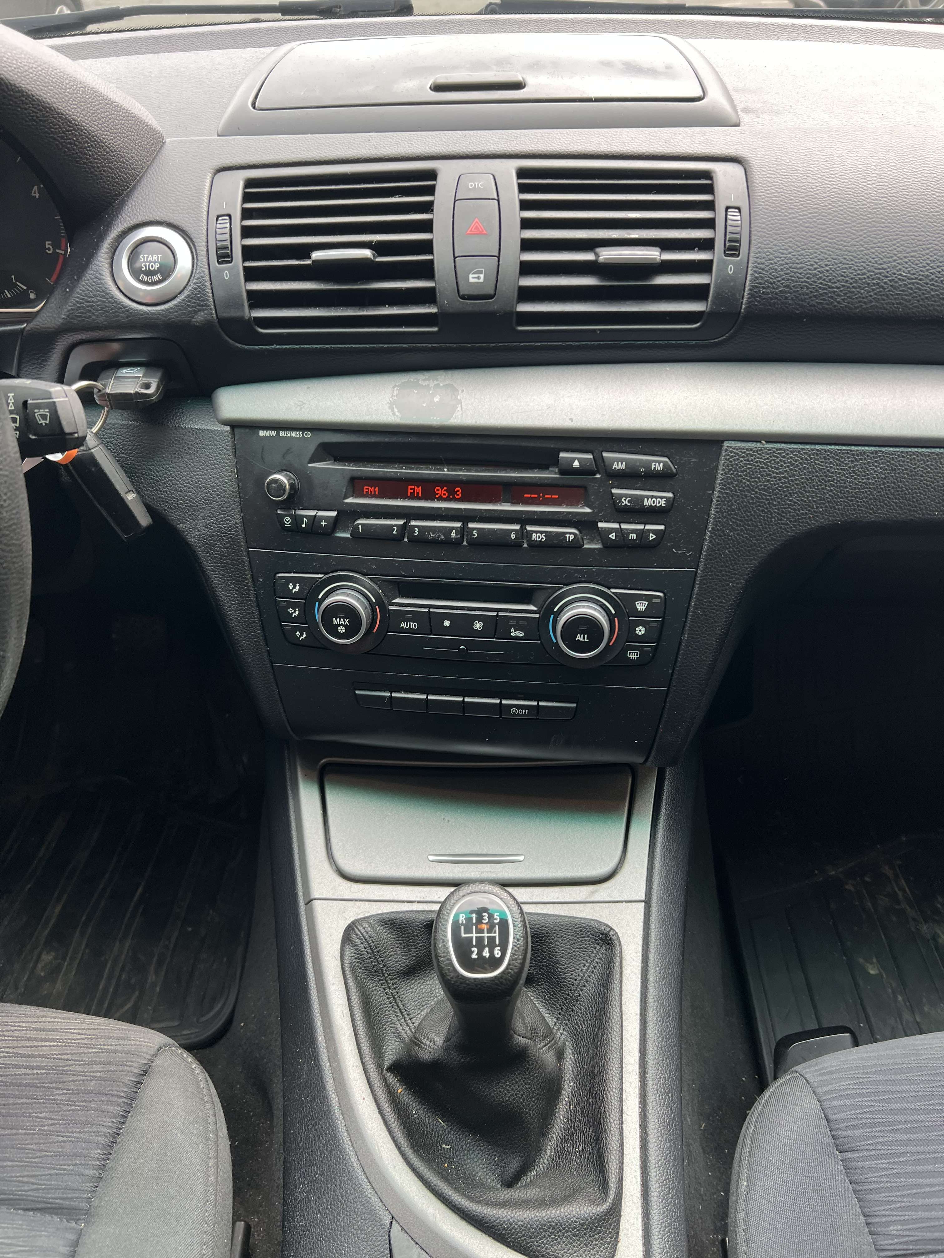 BMW 118 d + CLIM + JANTES ALU