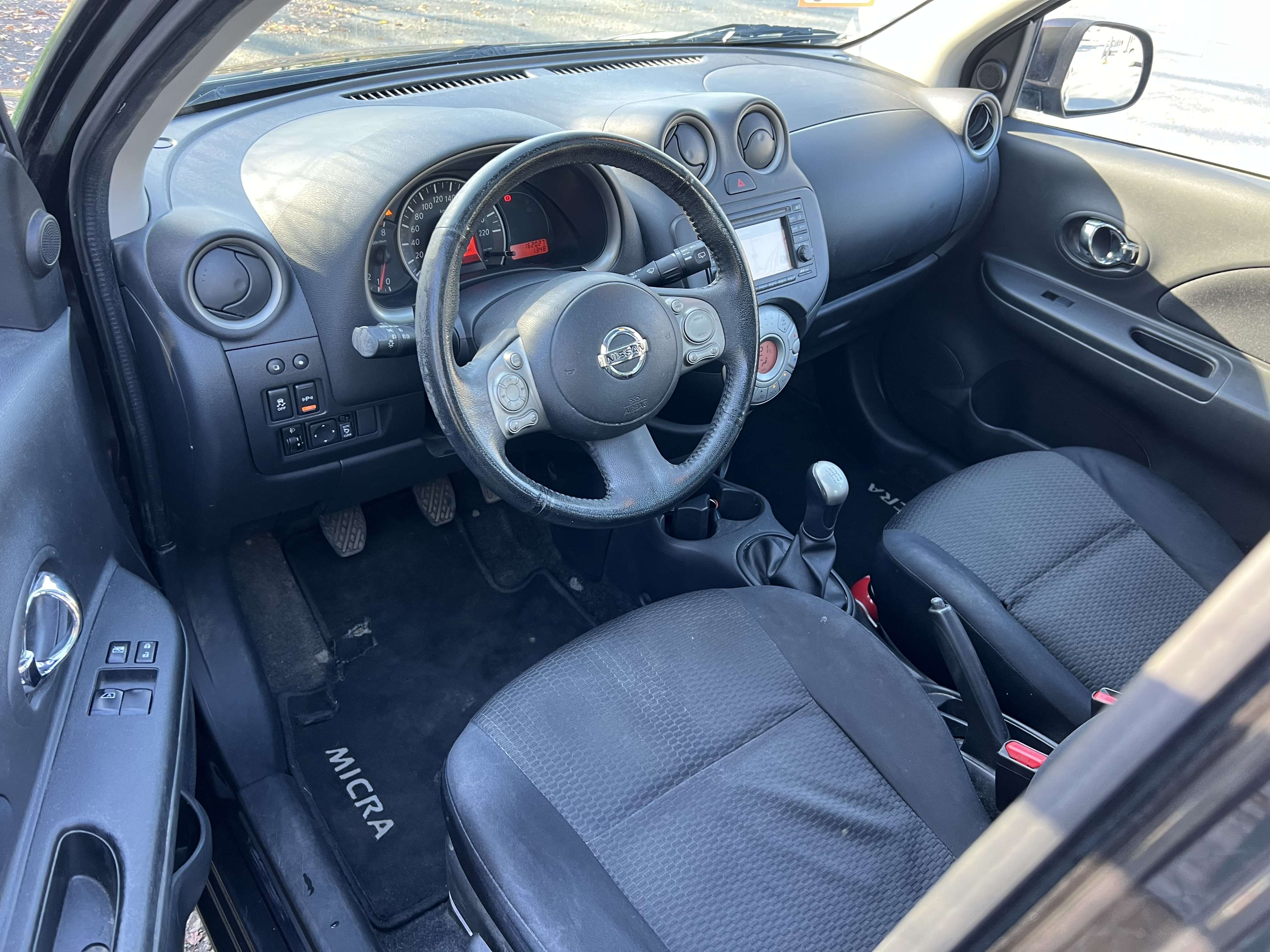 Nissan Micra 1.2i Connect Edition + CLIM + NAVI + TOIT PANO