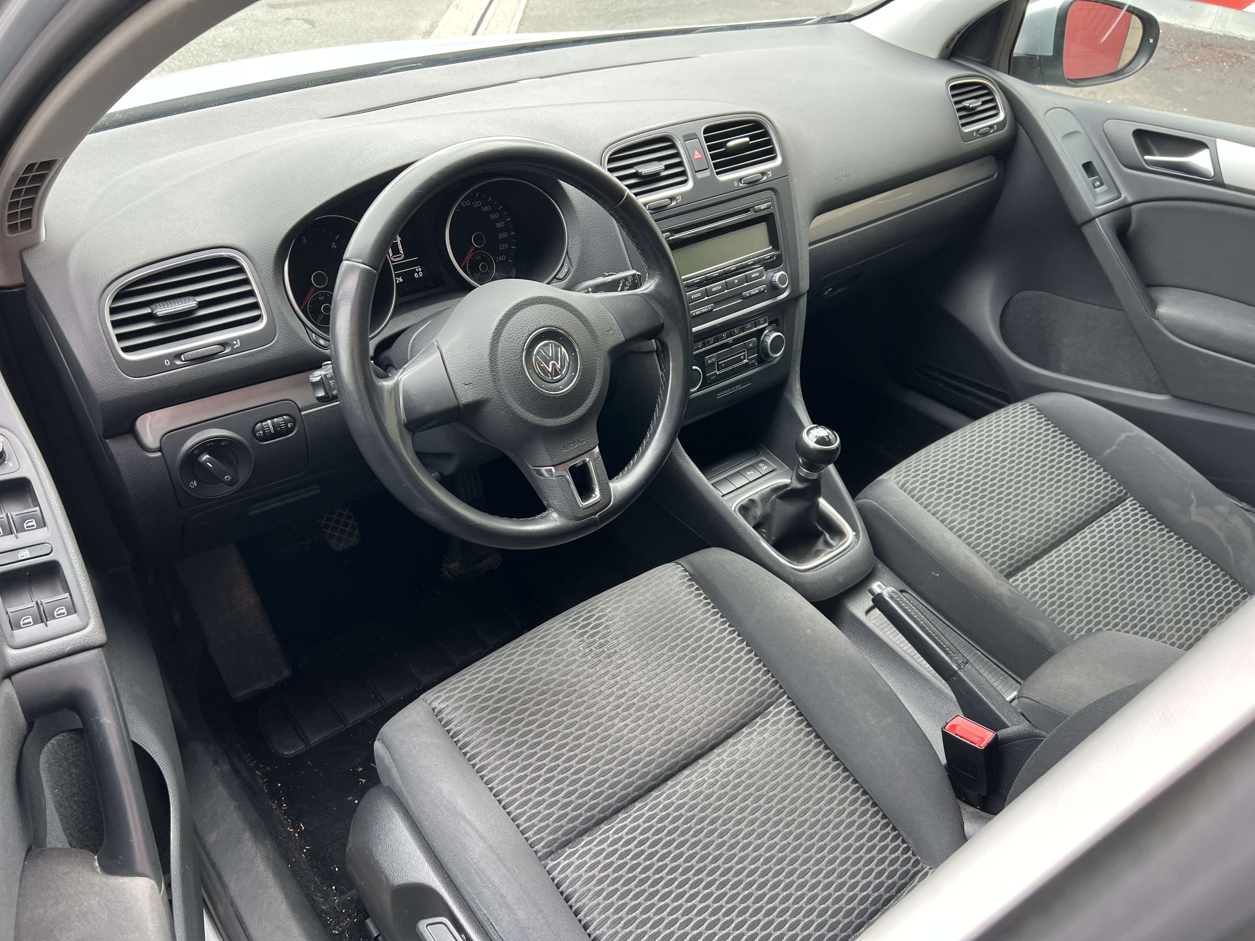 Volkswagen Golf 1.6 CR TDi Trendline DPF + CLIM