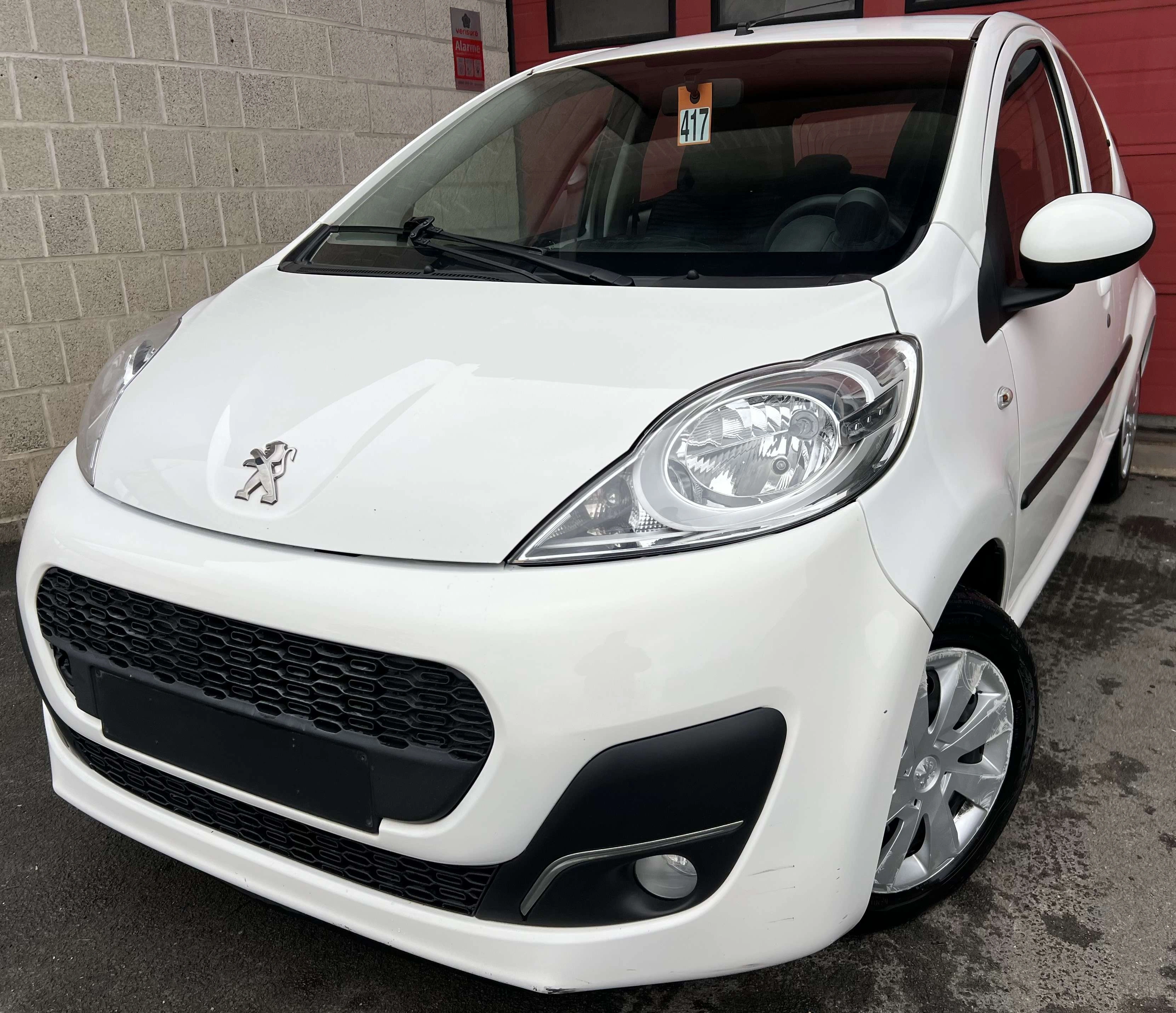 Peugeot 107 1.0i Envy + CAR-PASS + GARANTIE