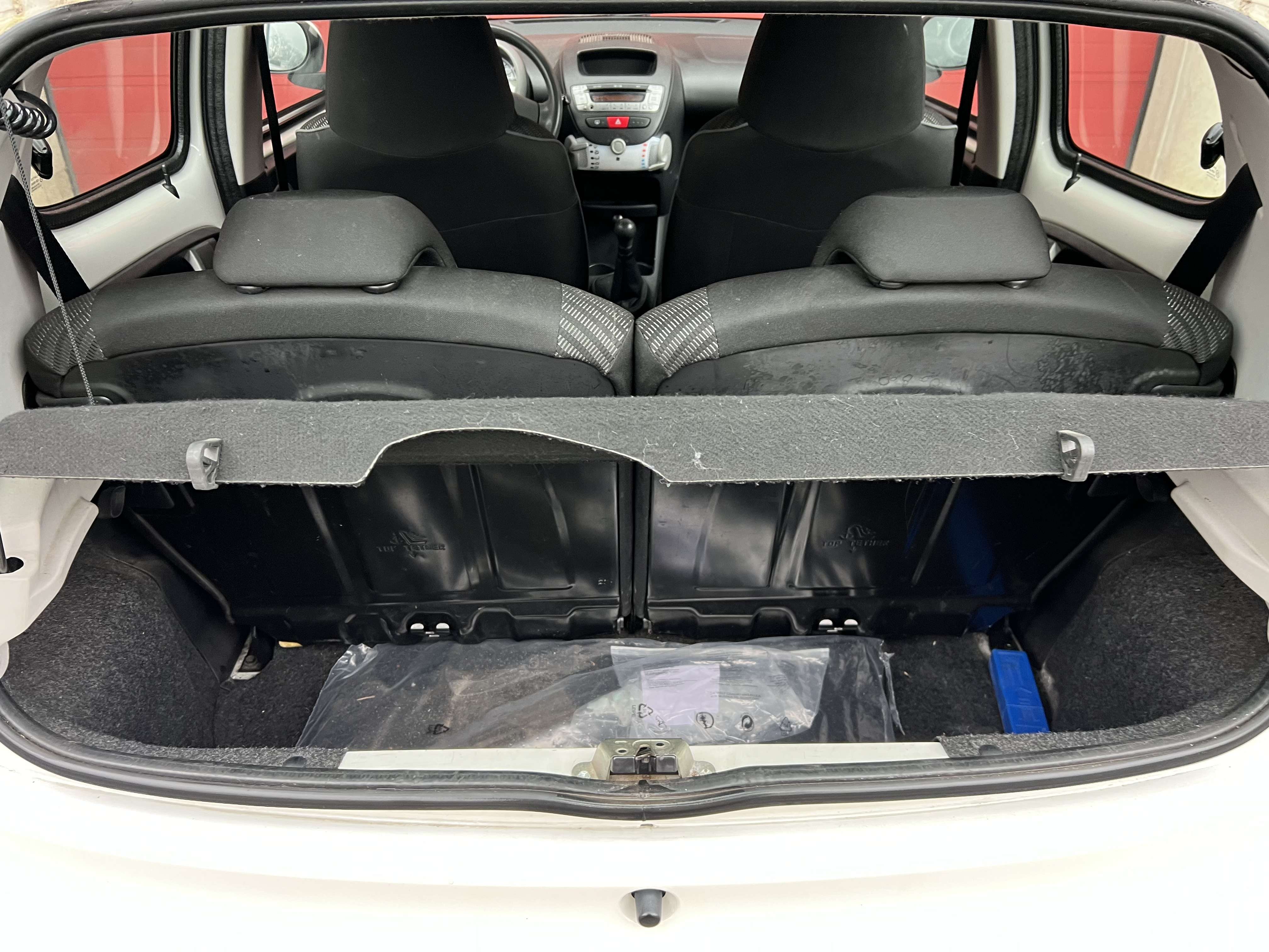 Peugeot 107 1.0i Envy + CAR-PASS + GARANTIE