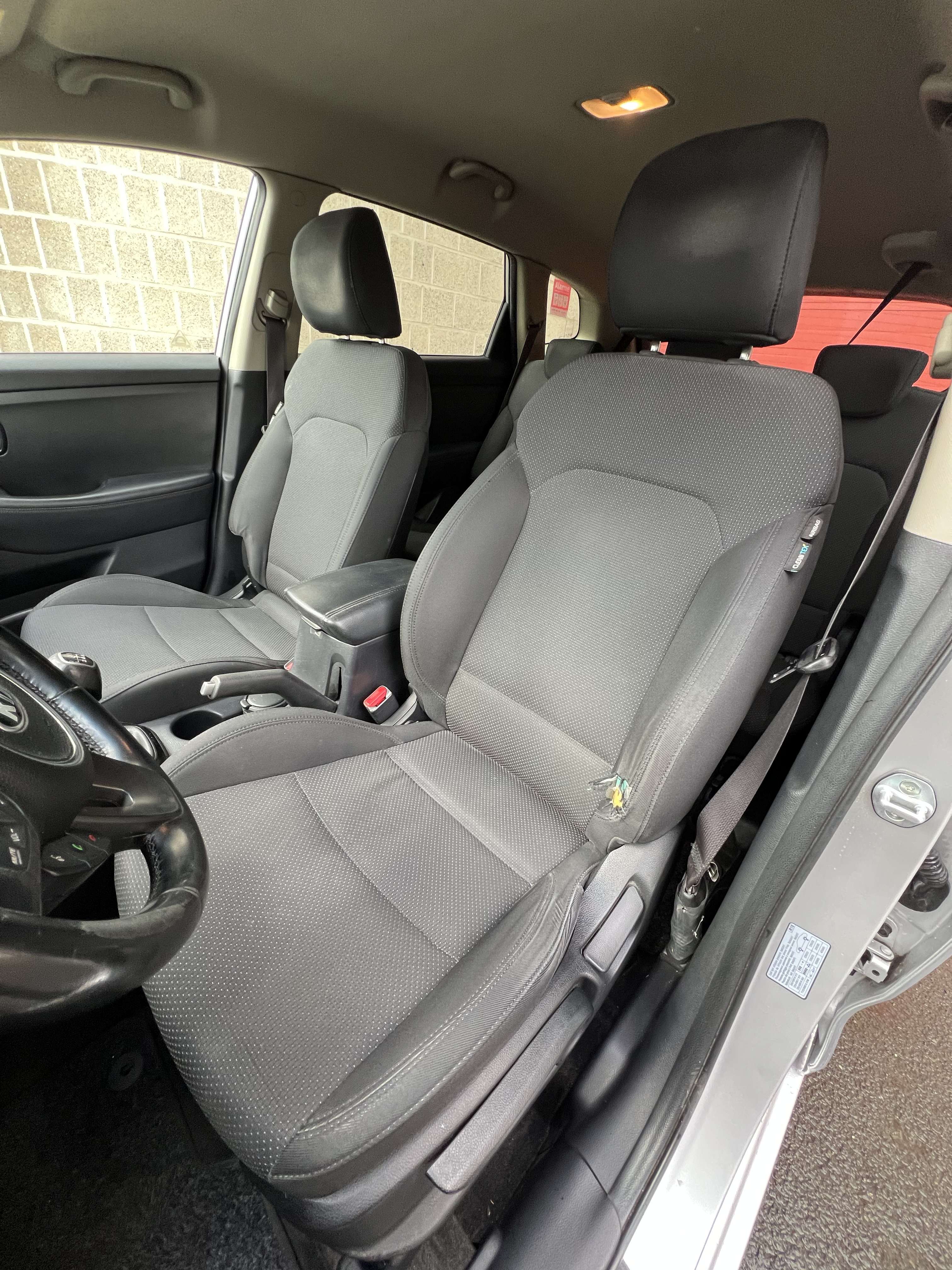 Kia Carens 1.7 CRDI Business Line ISG + 7 PL + CLIM