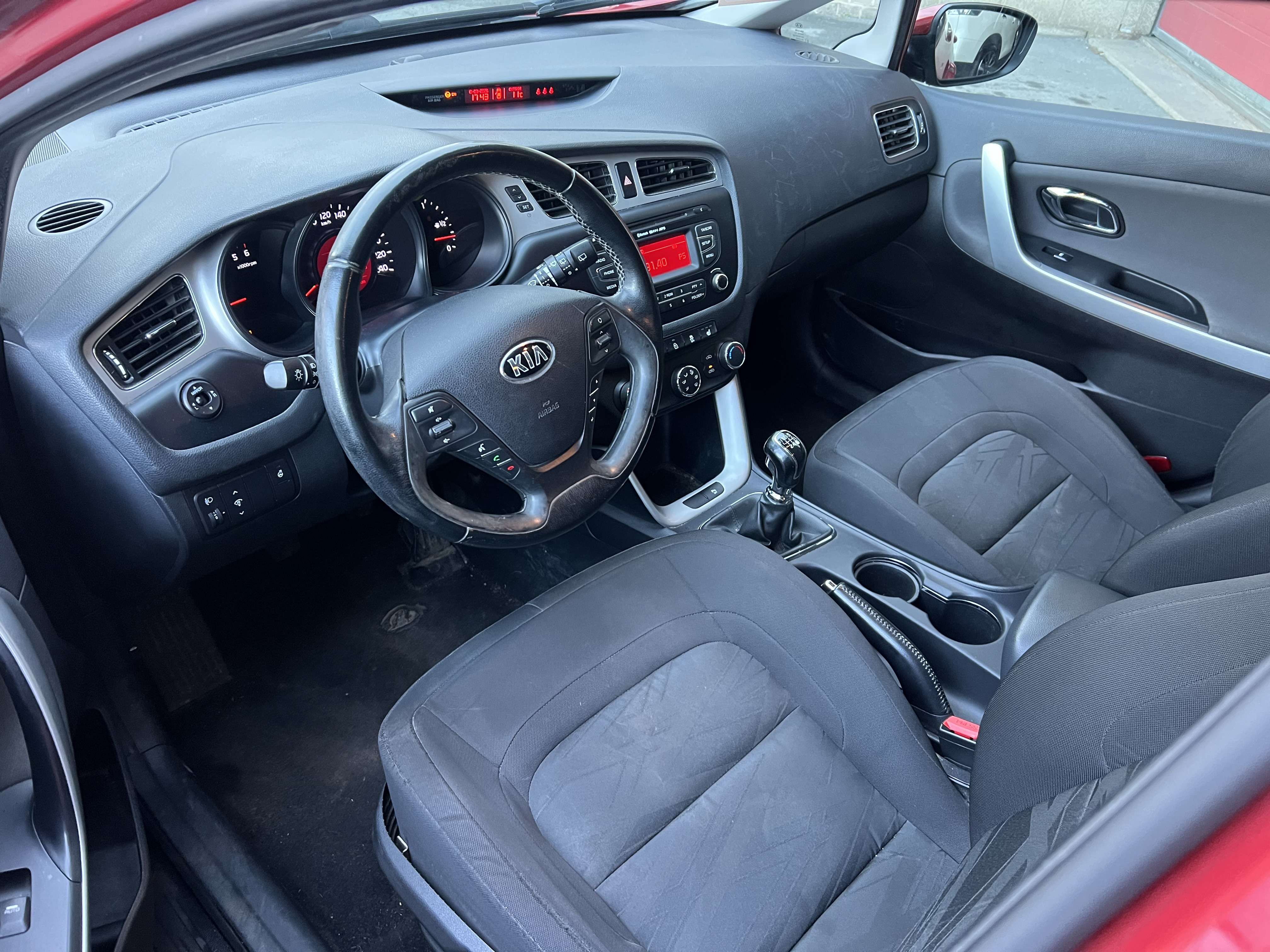 Kia Ceed SW / cee'd SW 1.4 CRDi Business Line '1' ISG + CLIM
