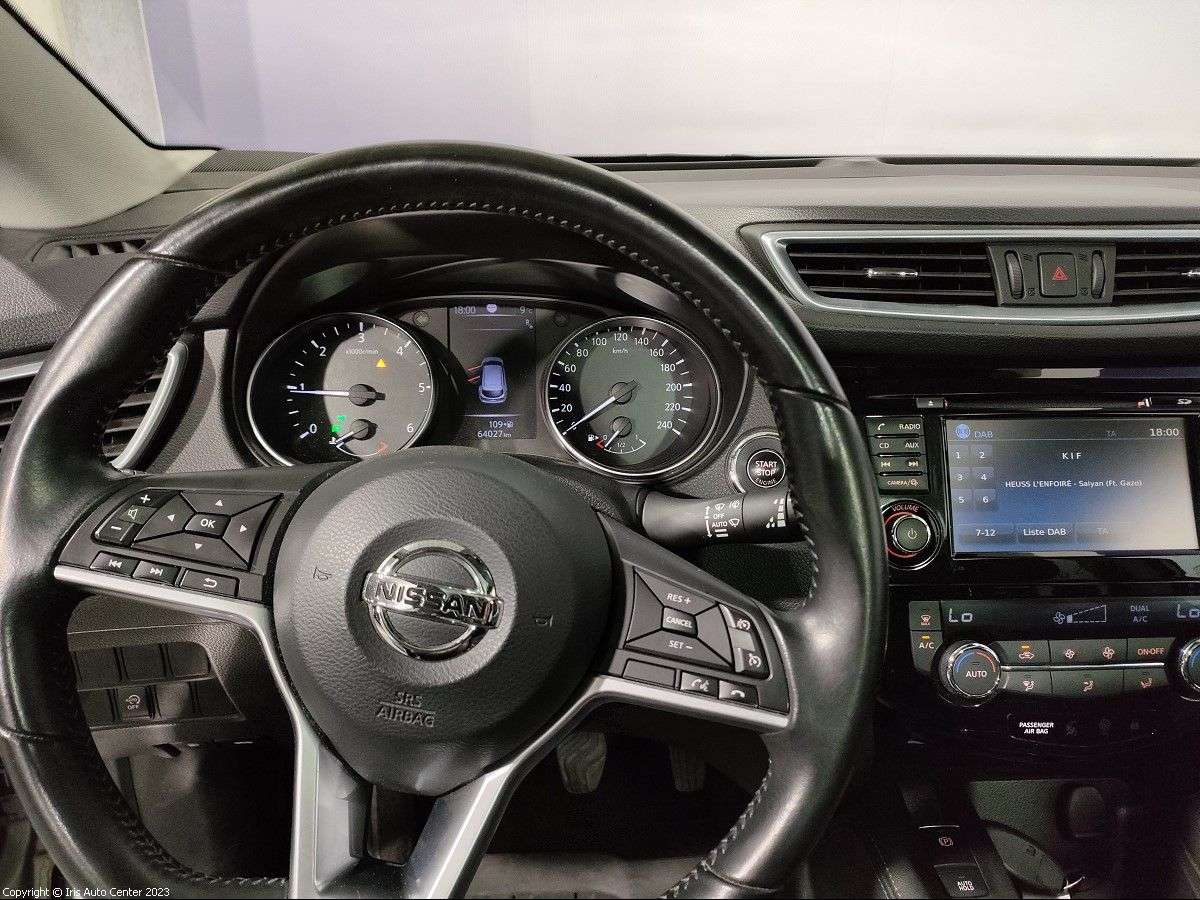 Nissan Qashqai 1.5 | NAVI | TOIT PANO | CAM 360|