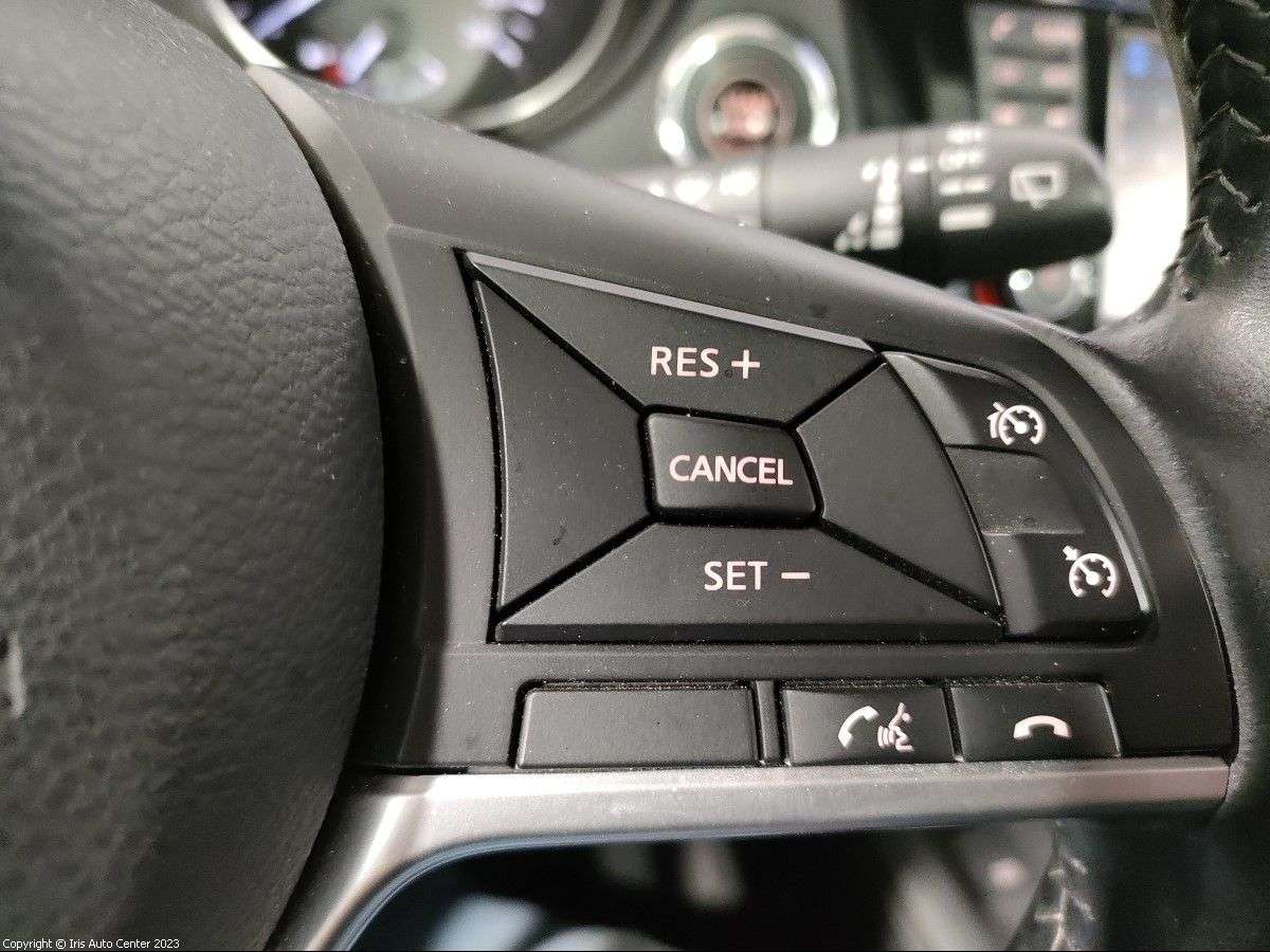 Nissan Qashqai 1.5 | NAVI | TOIT PANO | CAM 360|