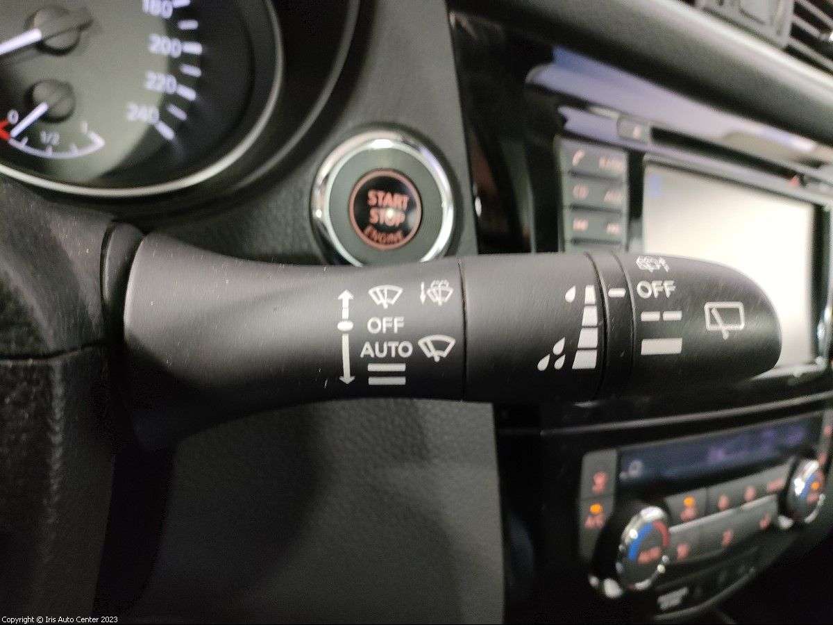 Nissan Qashqai 1.5 | NAVI | TOIT PANO | CAM 360|