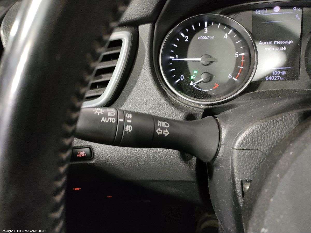 Nissan Qashqai 1.5 | NAVI | TOIT PANO | CAM 360|