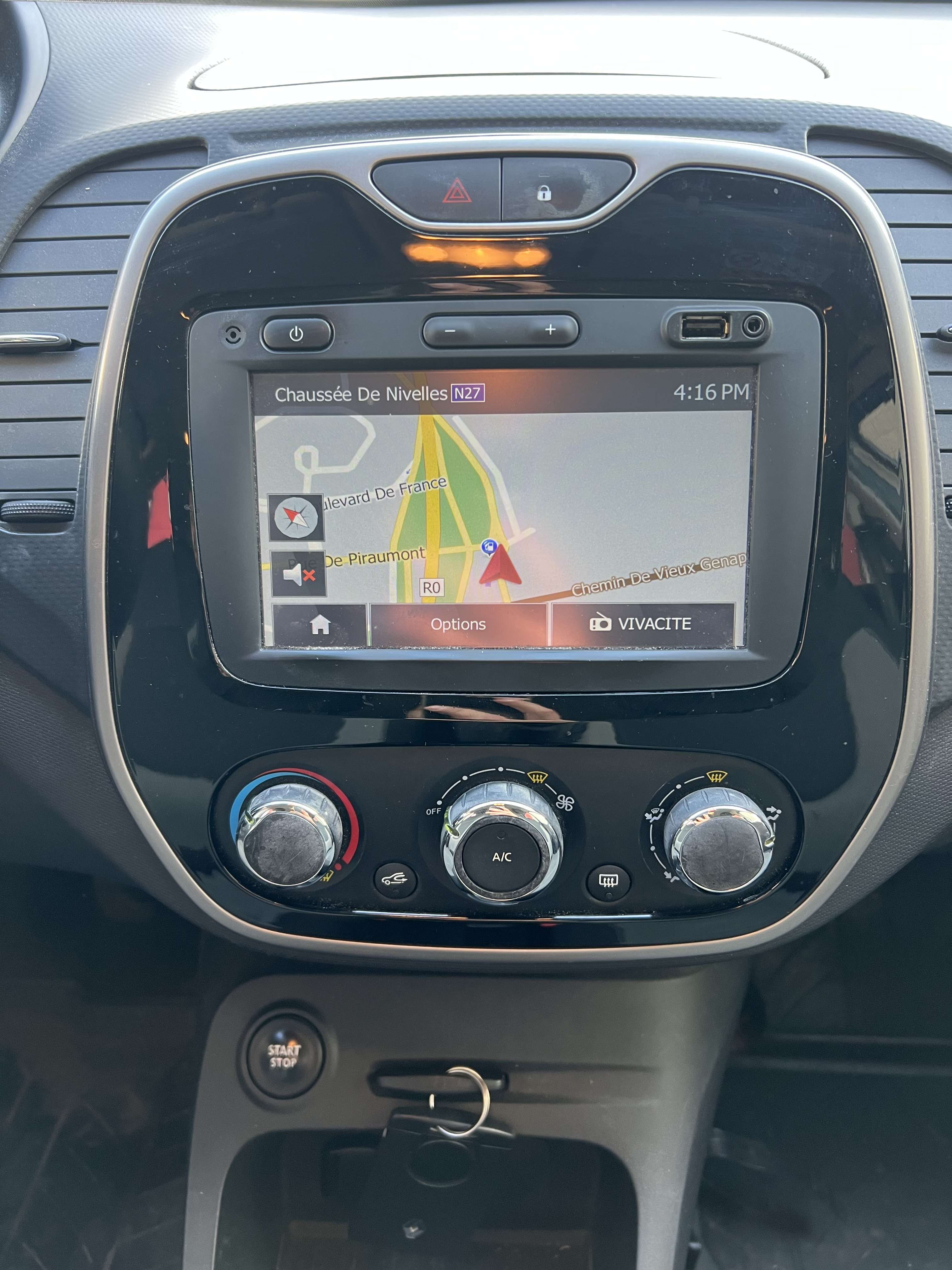 Renault Captur 0.9 TCe Energy Extrem + CLIM + NAVI