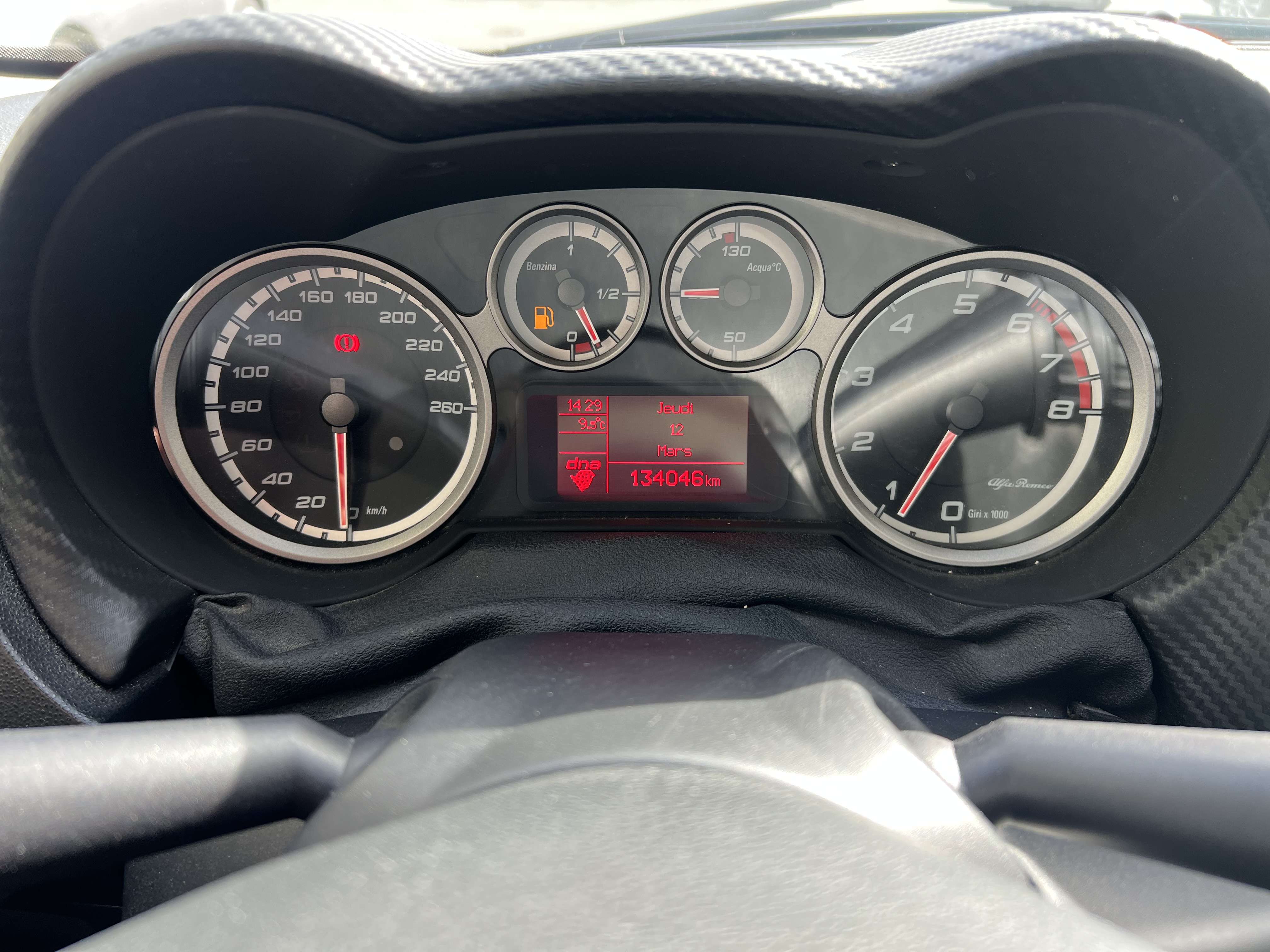 Alfa Romeo MiTo 1.4i Multi Air Distinctive Start + CLIM + JANTES
