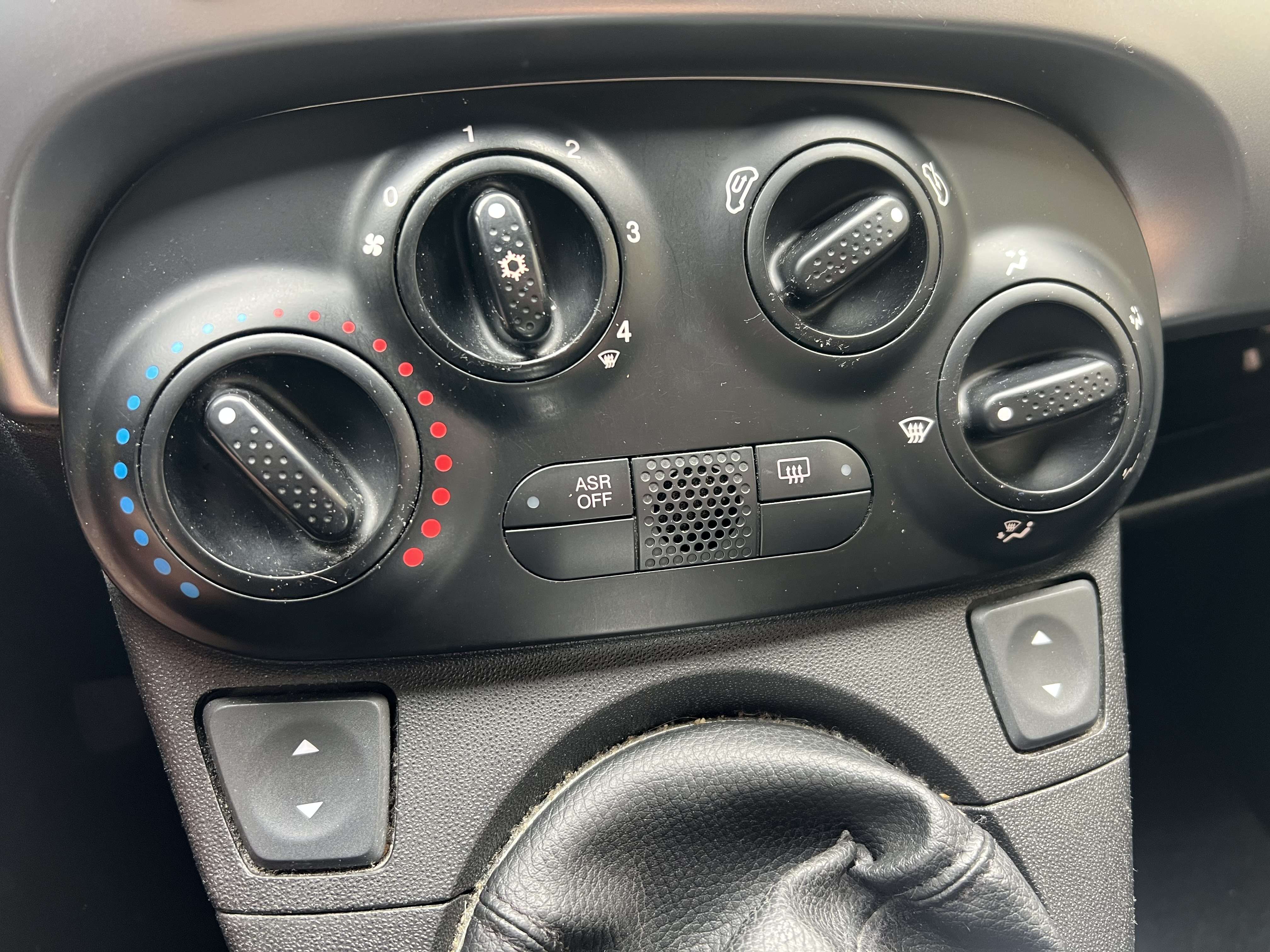 Fiat 500 1.4i Sport + CLIM + CAR-PASS + JANTES