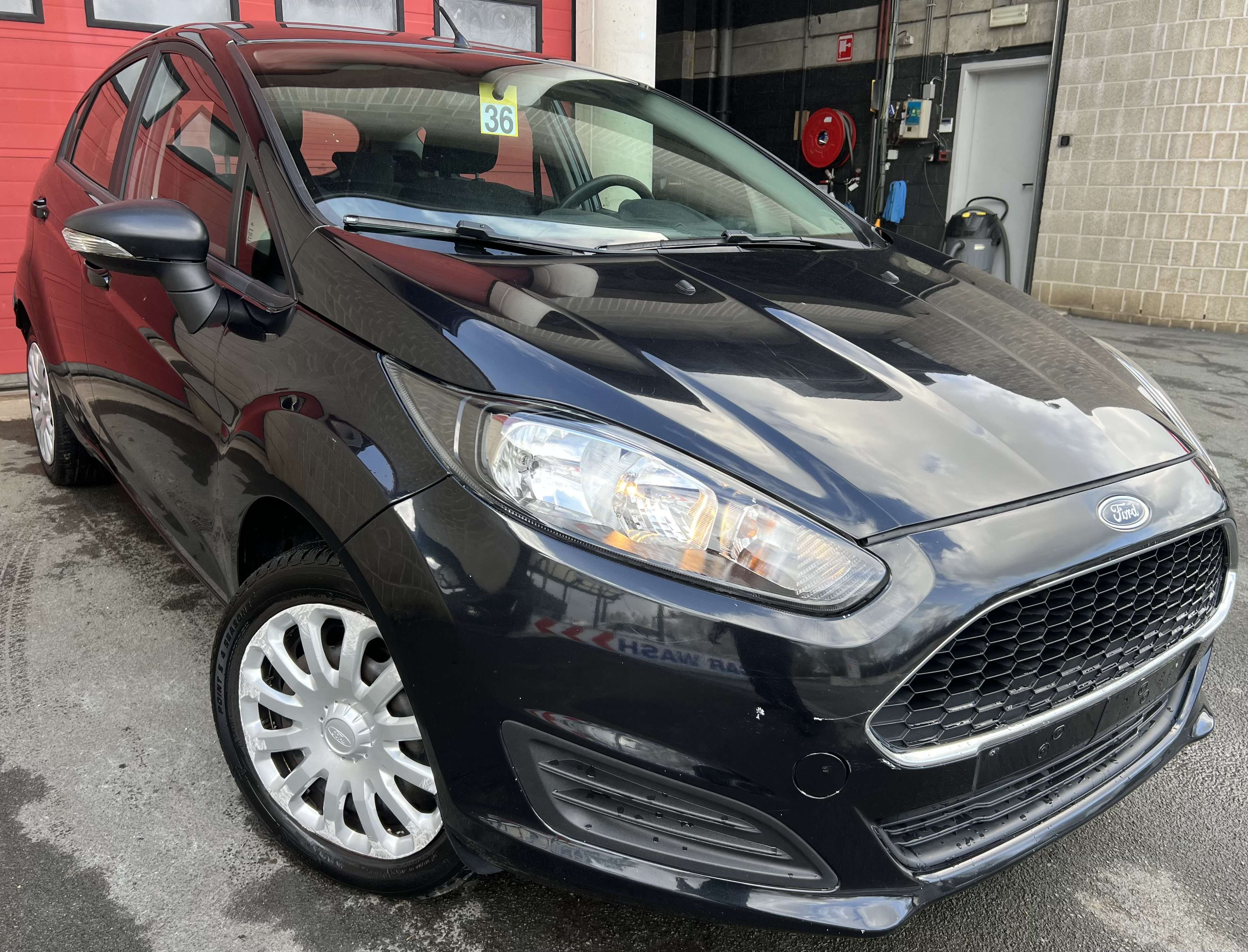 Ford Fiesta 1.0i Trend + CLIM + CAR-PASS + GARANTIE