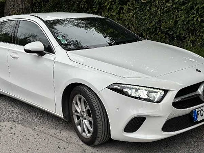 Mercedes-Benz Classe A IV BERLINE 180 D PROGRESSIVE LINE 7G-DCT