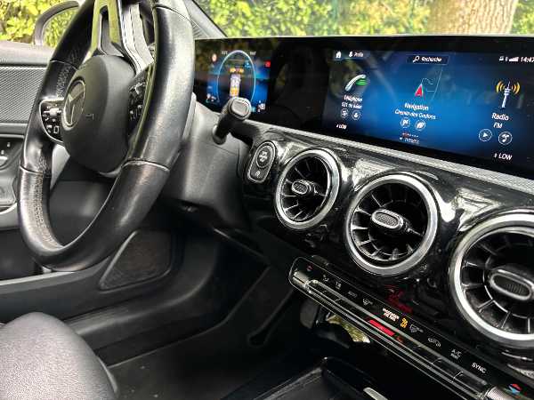 Mercedes-Benz Classe A IV BERLINE 180 D PROGRESSIVE LINE 7G-DCT