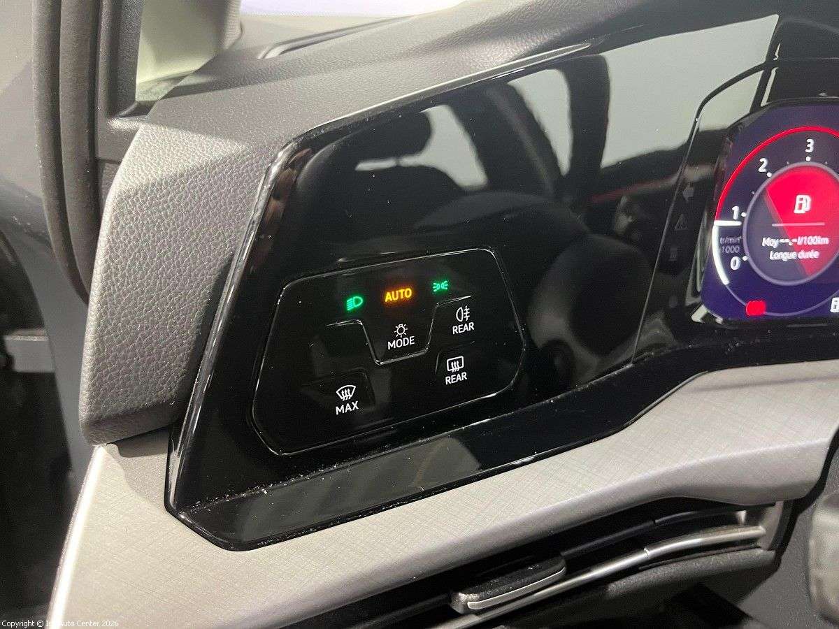 Volkswagen Golf 2.0 TDI EURO 6D | NETTO: 15.700€ | CARPLAY