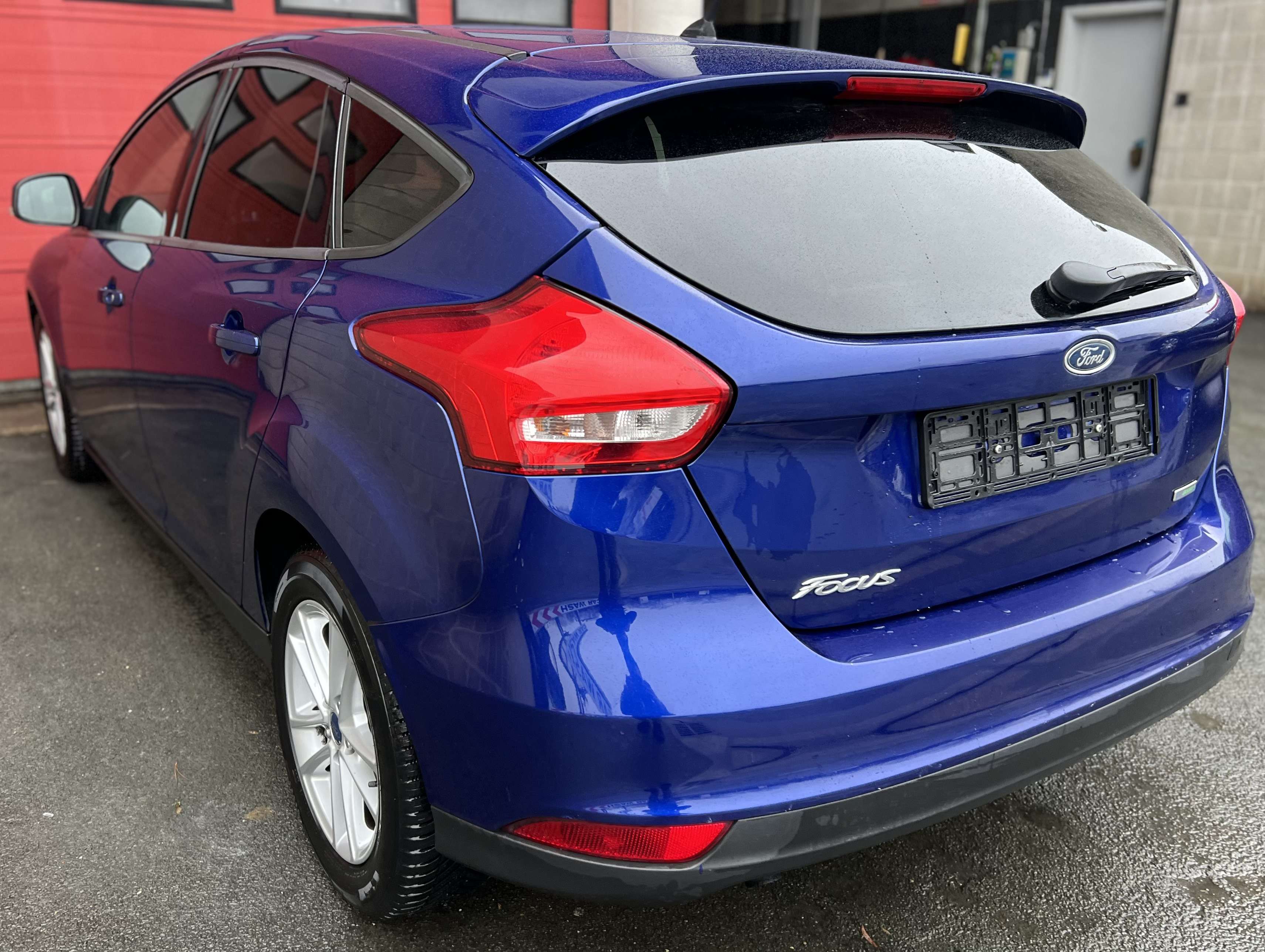 Ford Focus 1.0 EcoBoost Business Edition + CLIM