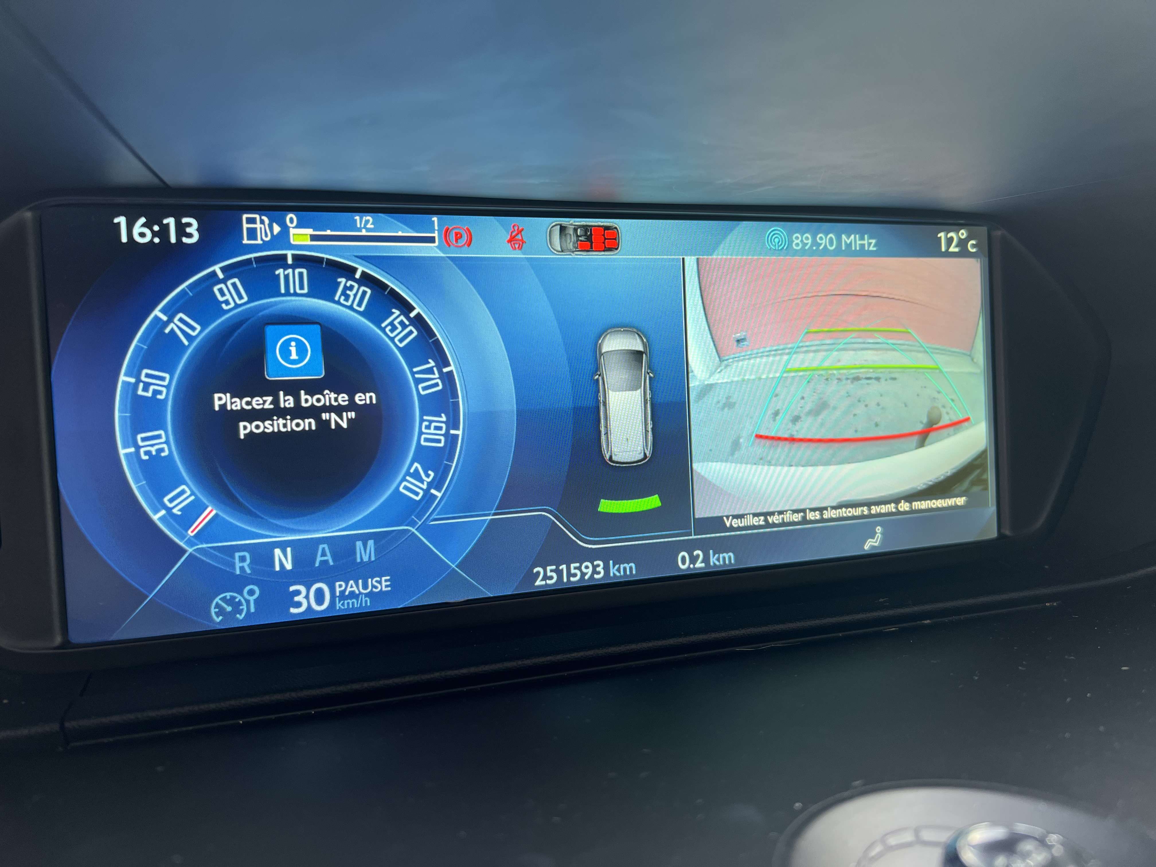 Citroen Grand C4 Picasso 1.6 BlueHDi Business GPS + 7 PL + CAMÉRA + NAVI