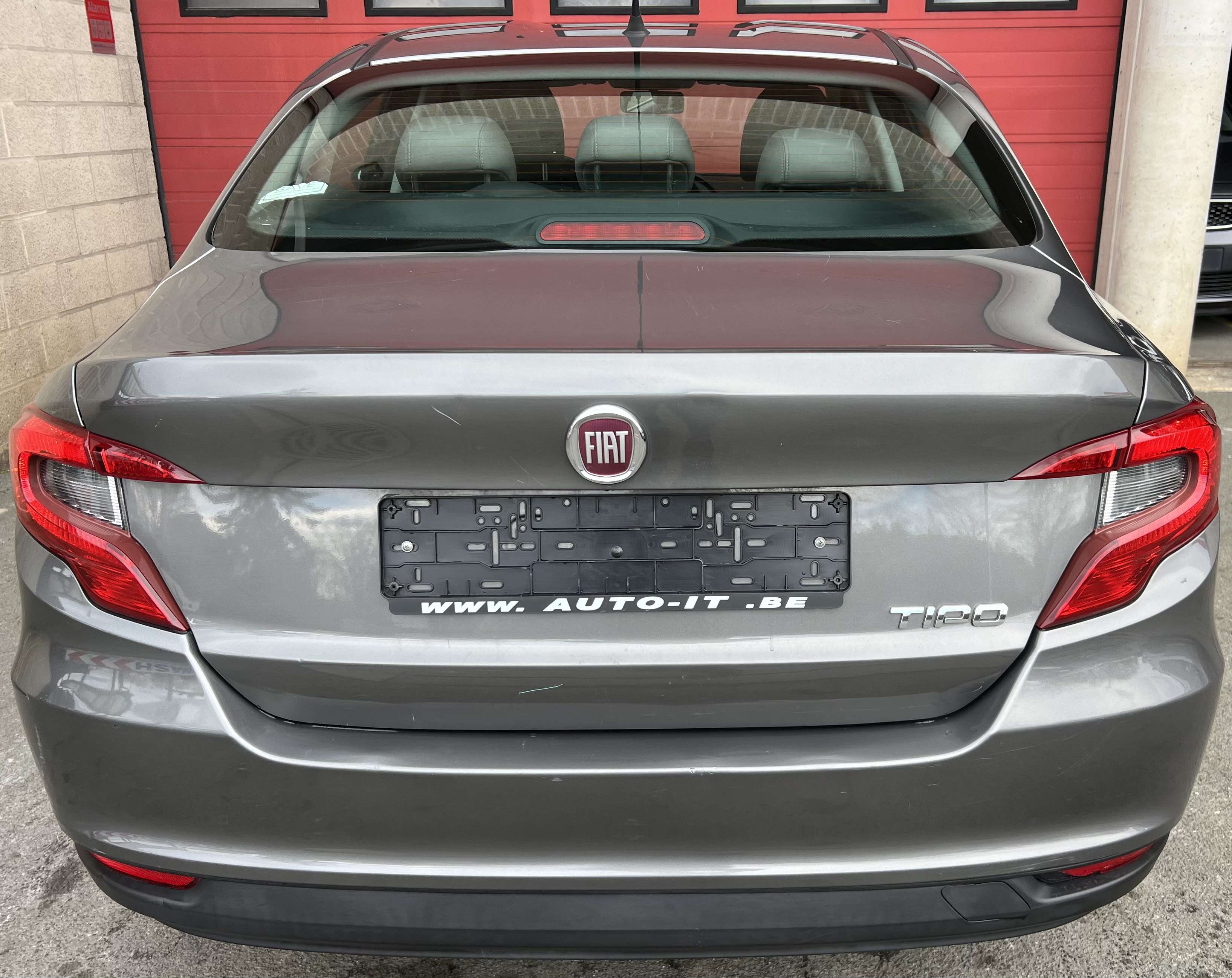 Fiat Tipo 1.4i Easy + CLIM + CAR-PASS