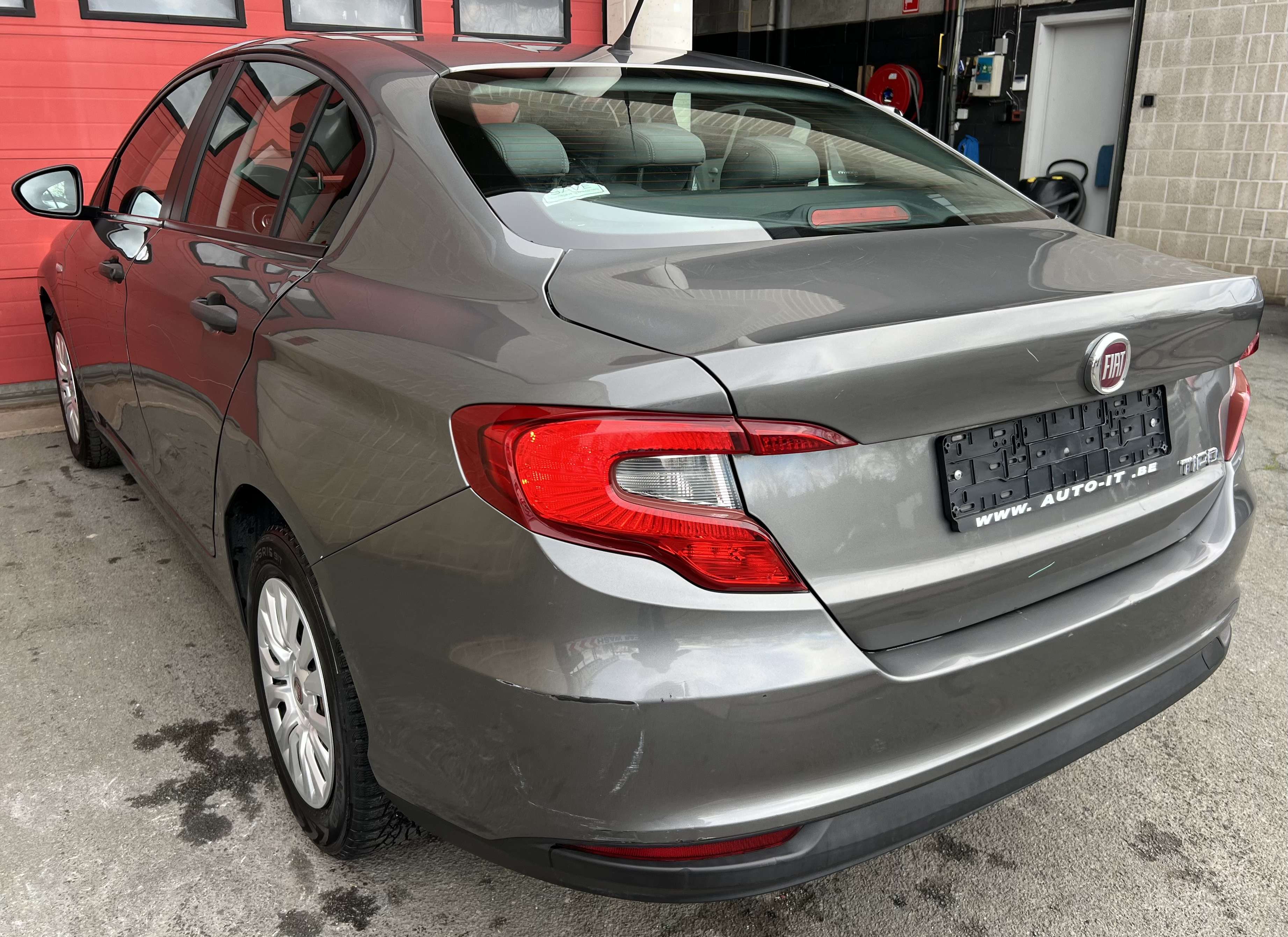 Fiat Tipo 1.4i Easy + CLIM + CAR-PASS