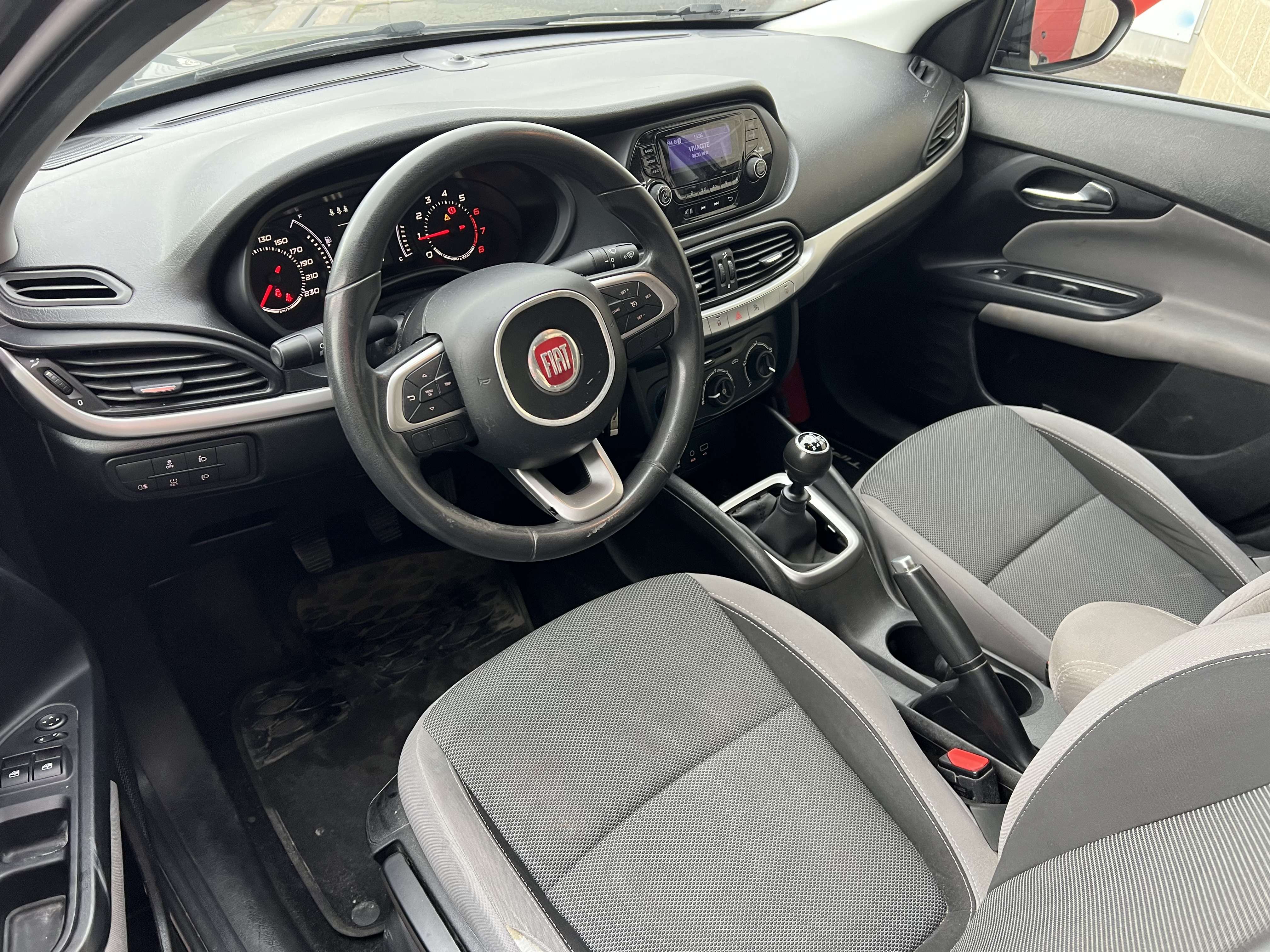 Fiat Tipo 1.4i Easy + CLIM + CAR-PASS