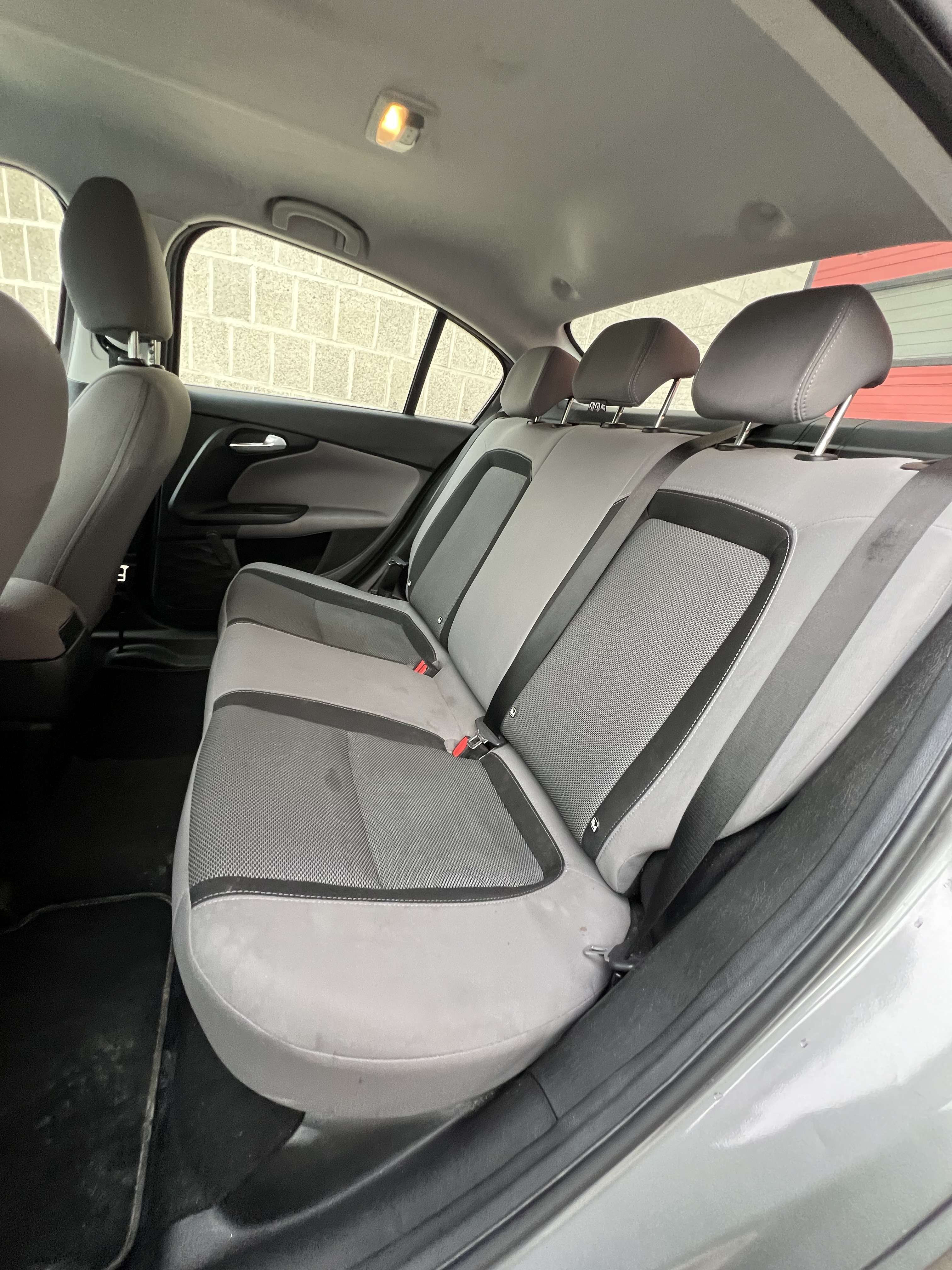 Fiat Tipo 1.4i Easy + CLIM + CAR-PASS