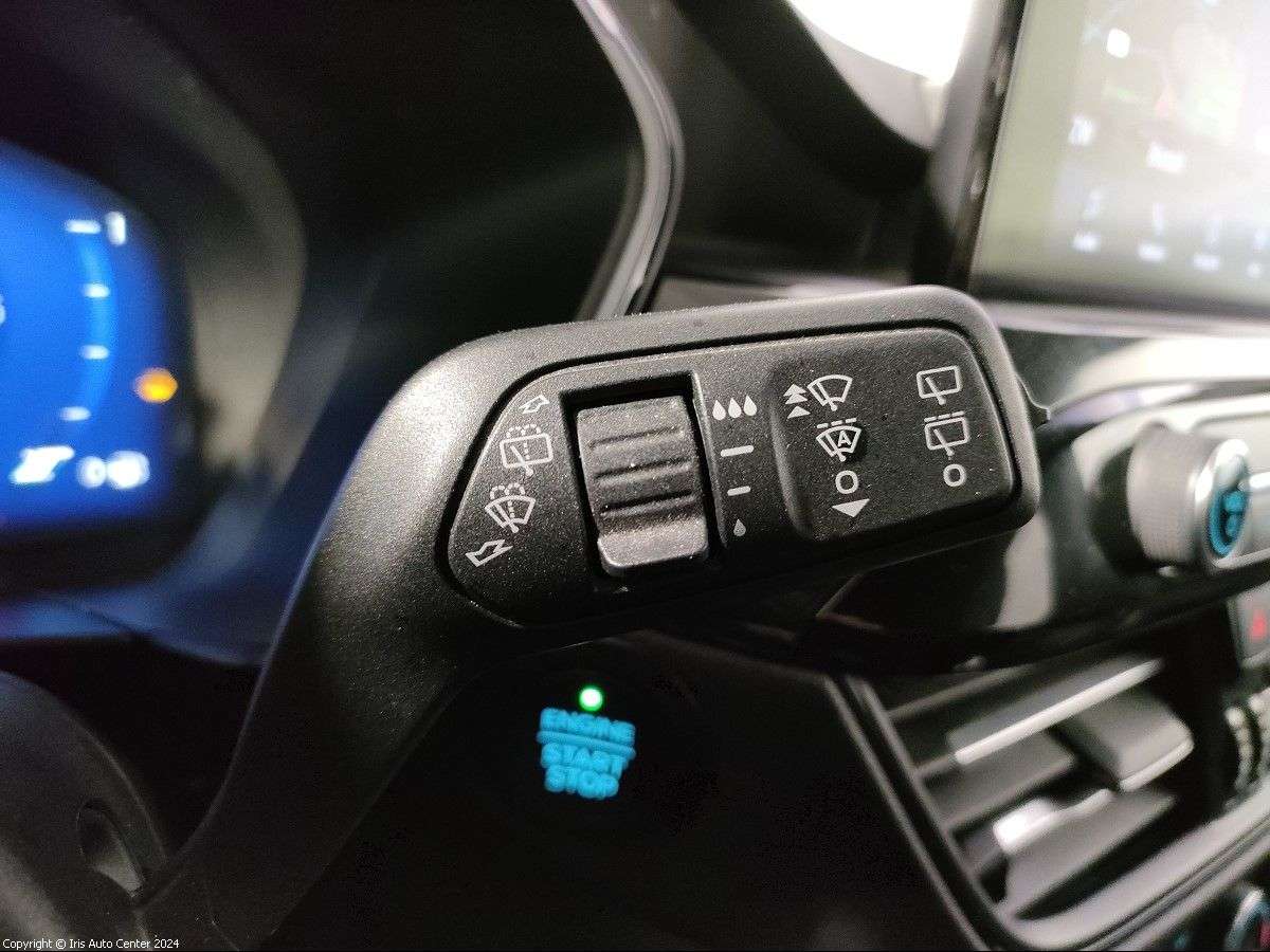 Ford Kuga 1.5 |  ST LINE  | NETTO: 17347€ | CAM. DE RECUL