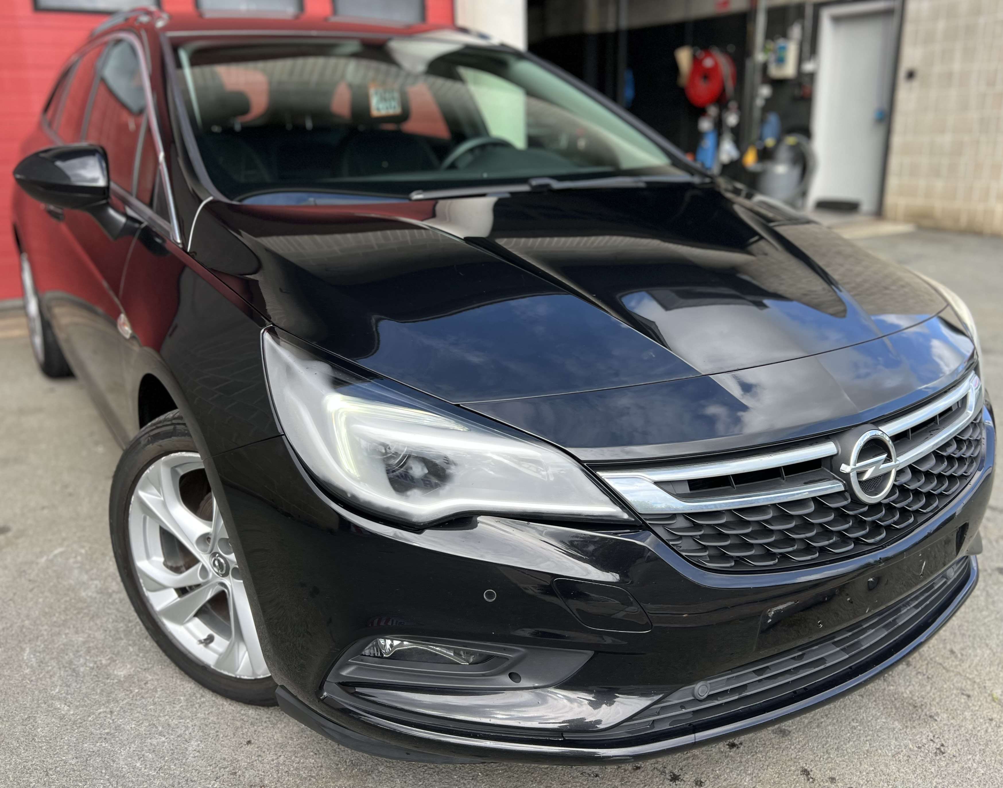 Opel Astra Sports Tourer 1.0 Turbo ECOTEC Edition + NAVI
